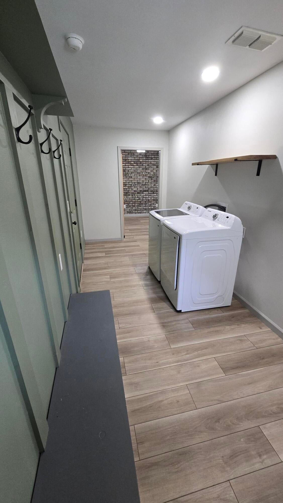 METES & BOUNDS - Residential Lease