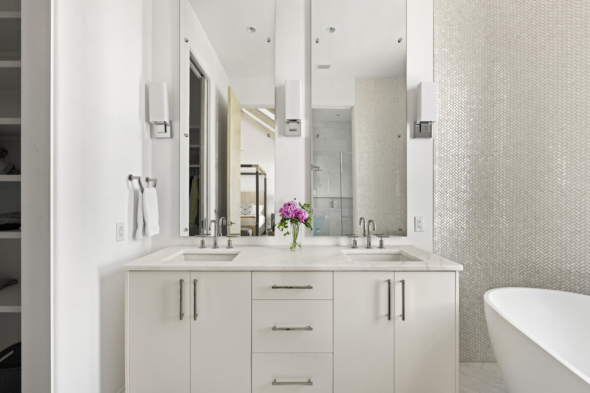 ALYS BEACH - Residential
