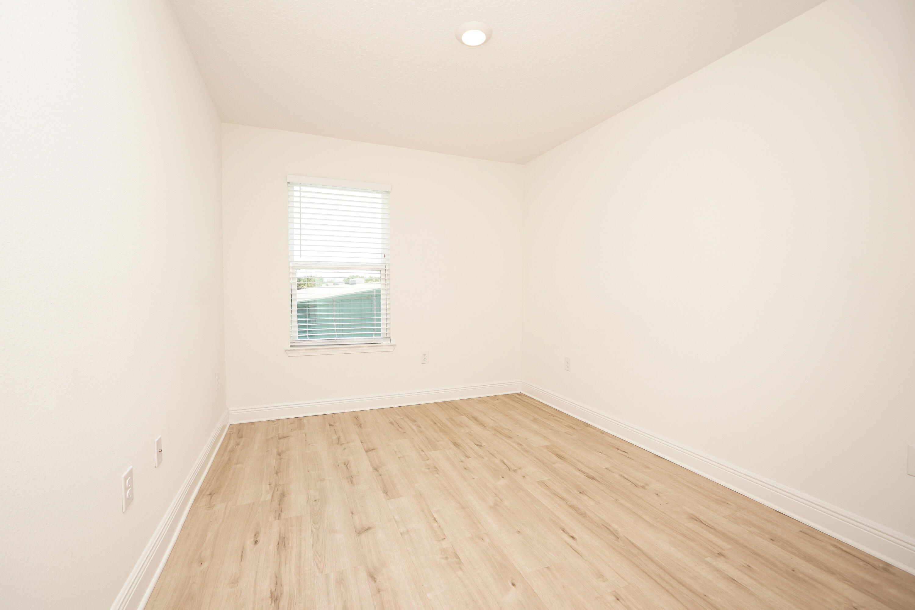 Harbor Place Townhomes - Residential Lease