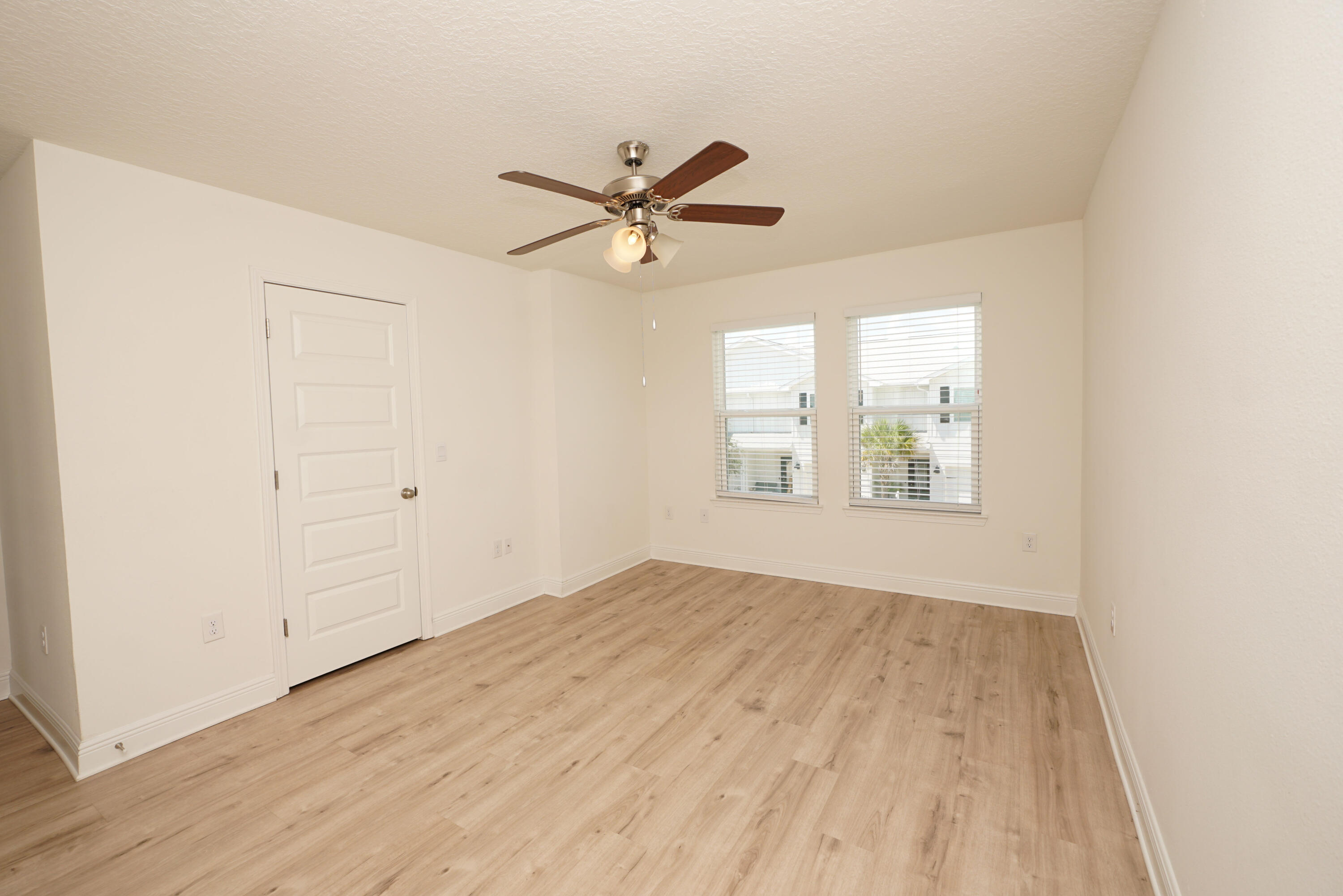 Harbor Place Townhomes - Residential Lease