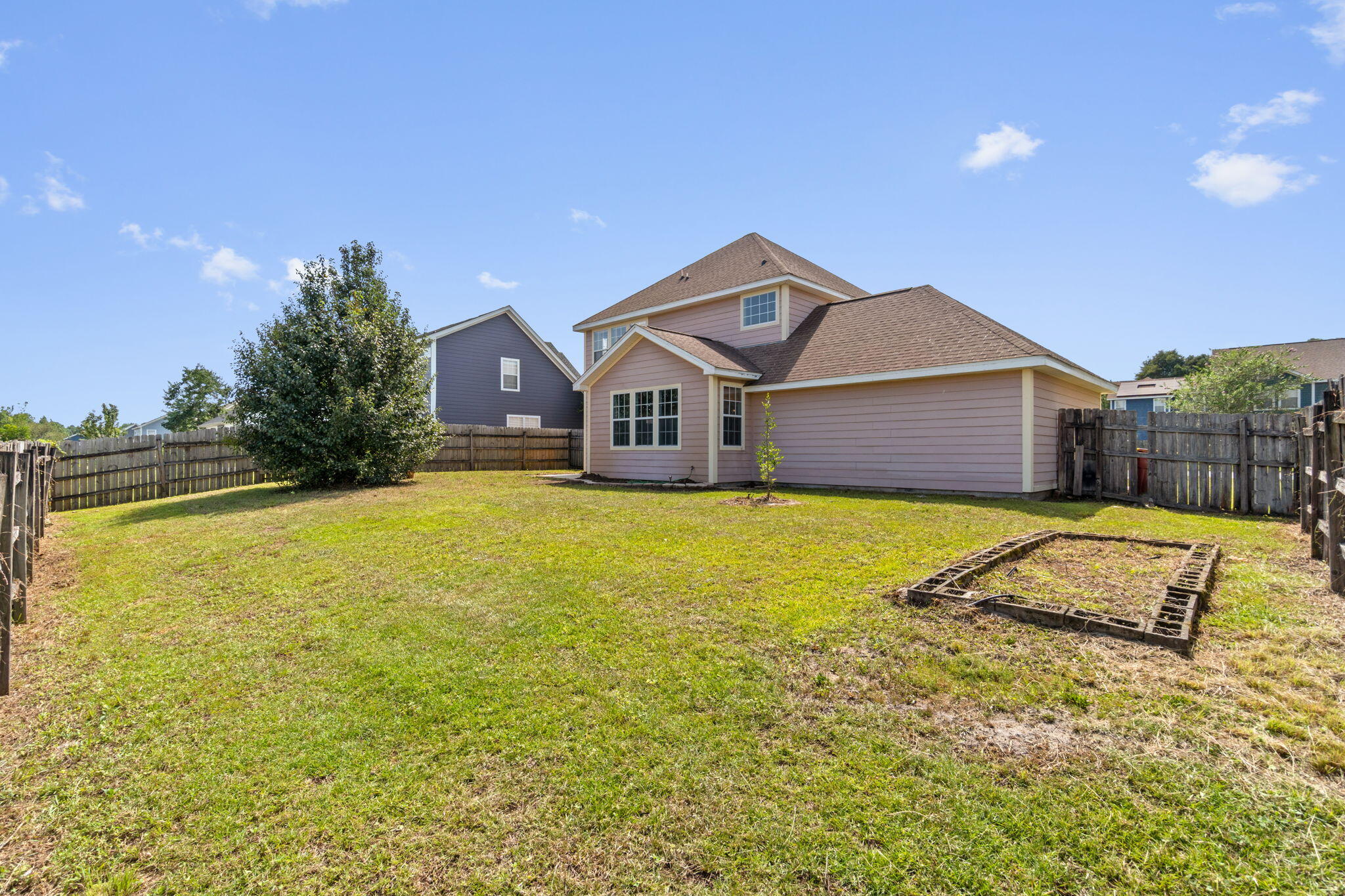 SANDY RIDGE ESTATES - Residential