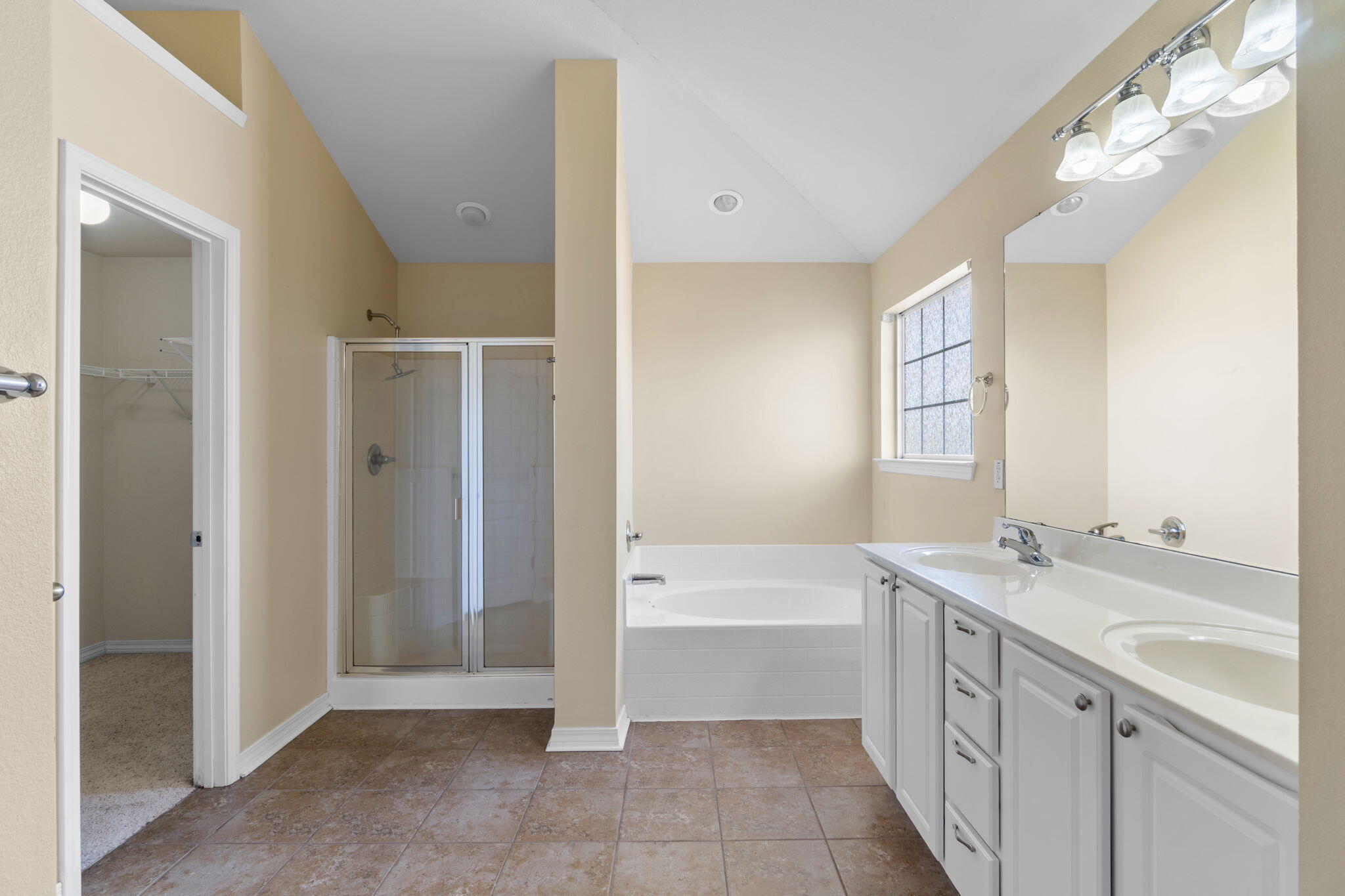 SANDY RIDGE ESTATES - Residential