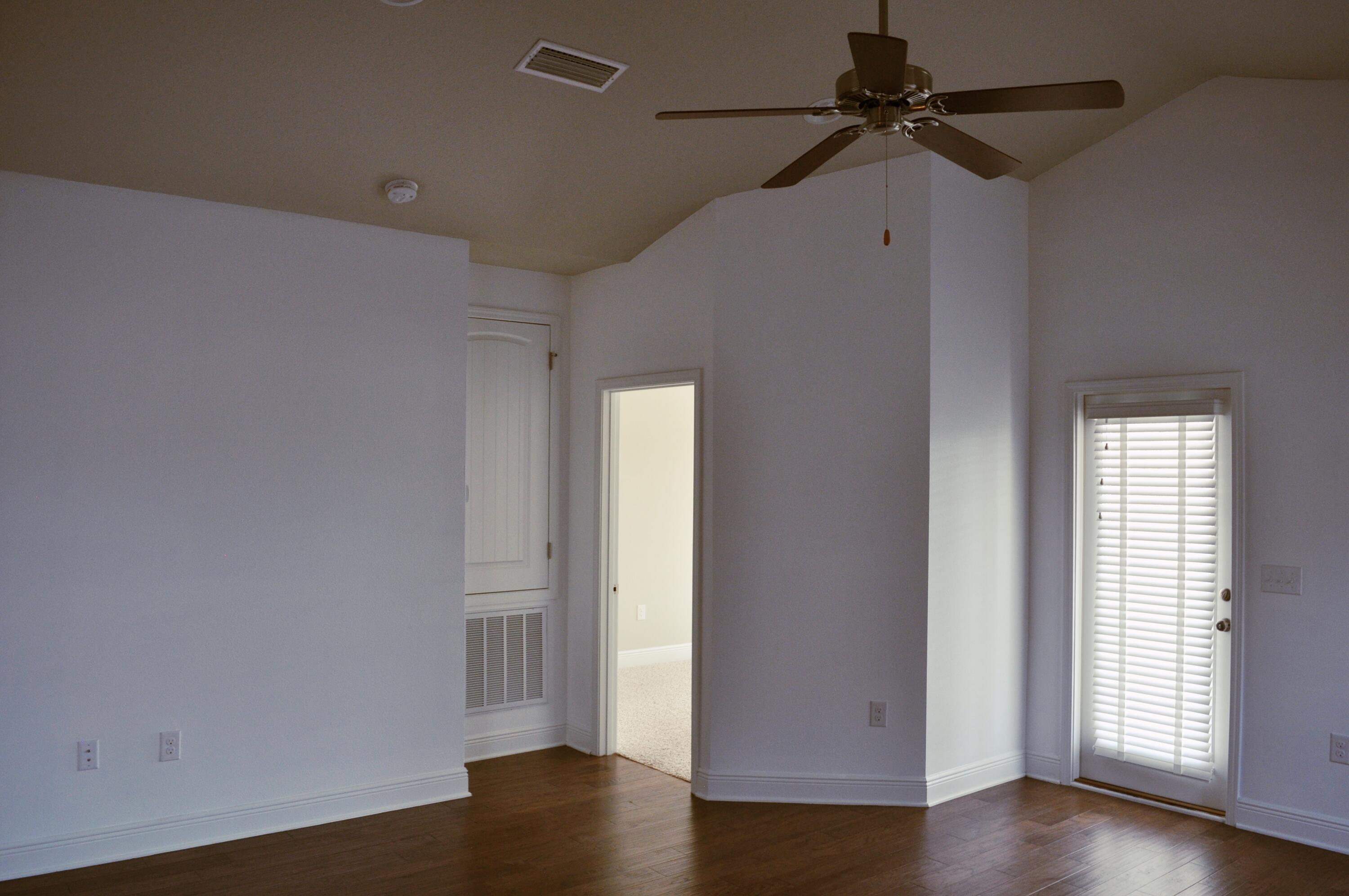 DRIFTWOOD ESTATES - Residential Lease