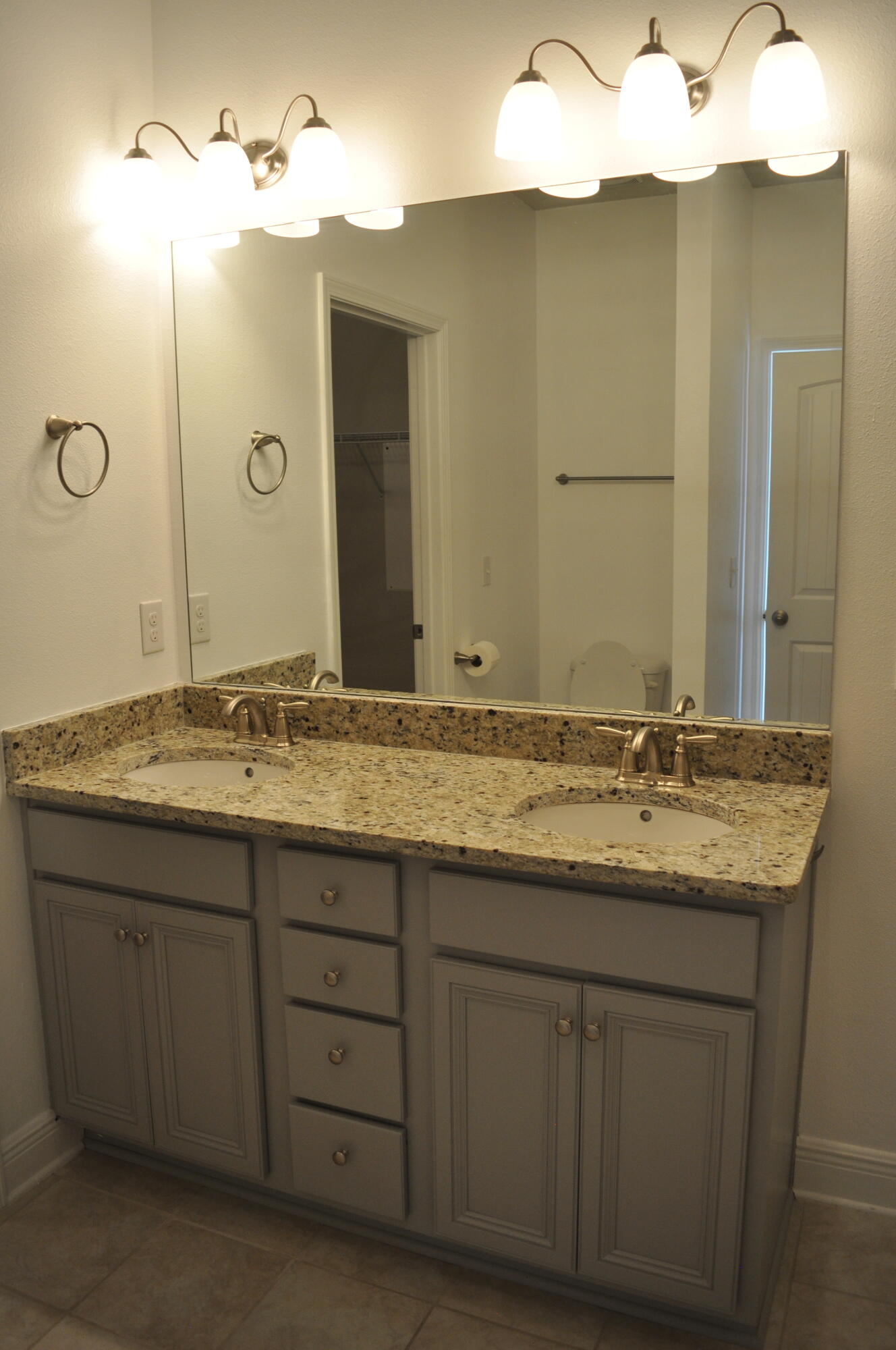 DRIFTWOOD ESTATES - Residential Lease