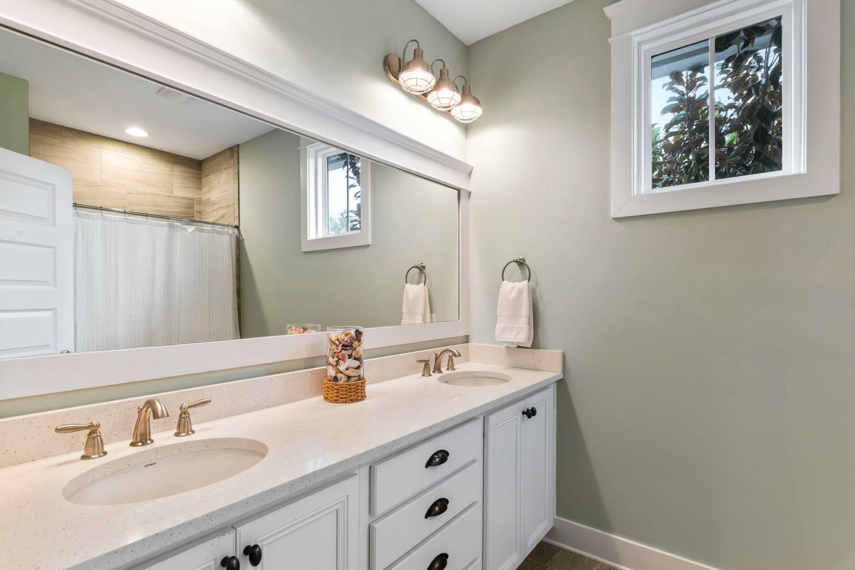 HIGHLAND PARKS - Residential