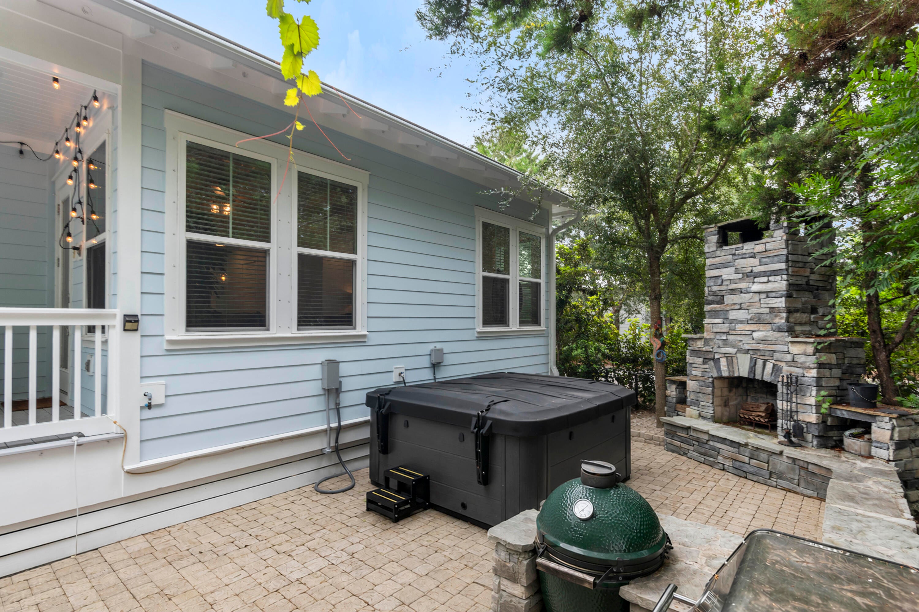HIGHLAND PARKS - Residential
