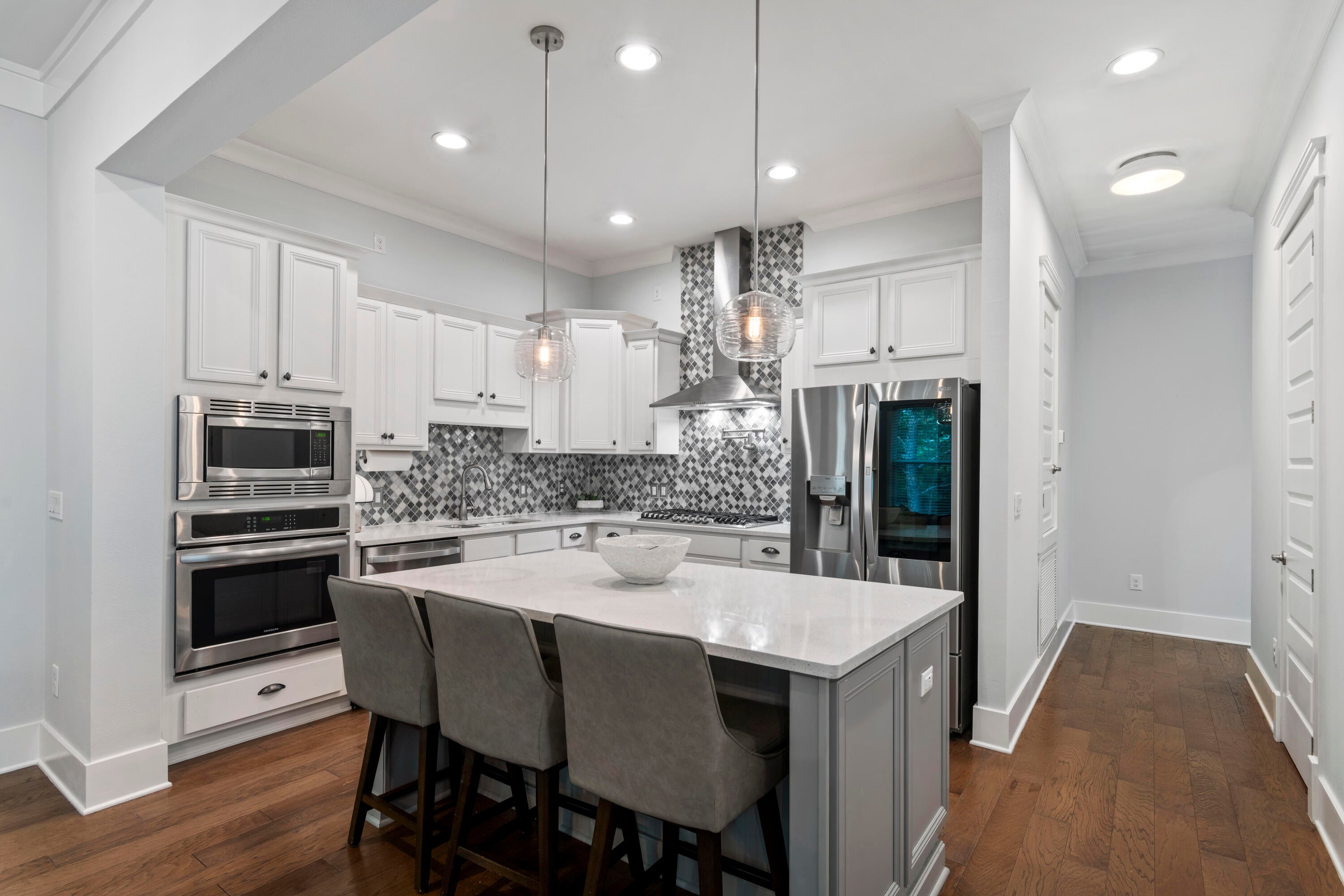HIGHLAND PARKS - Residential