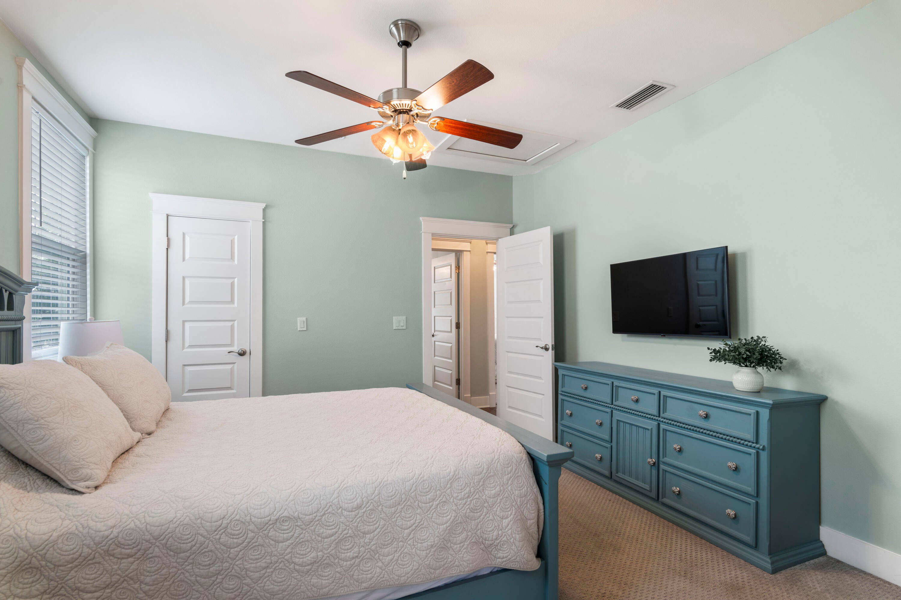 HIGHLAND PARKS - Residential