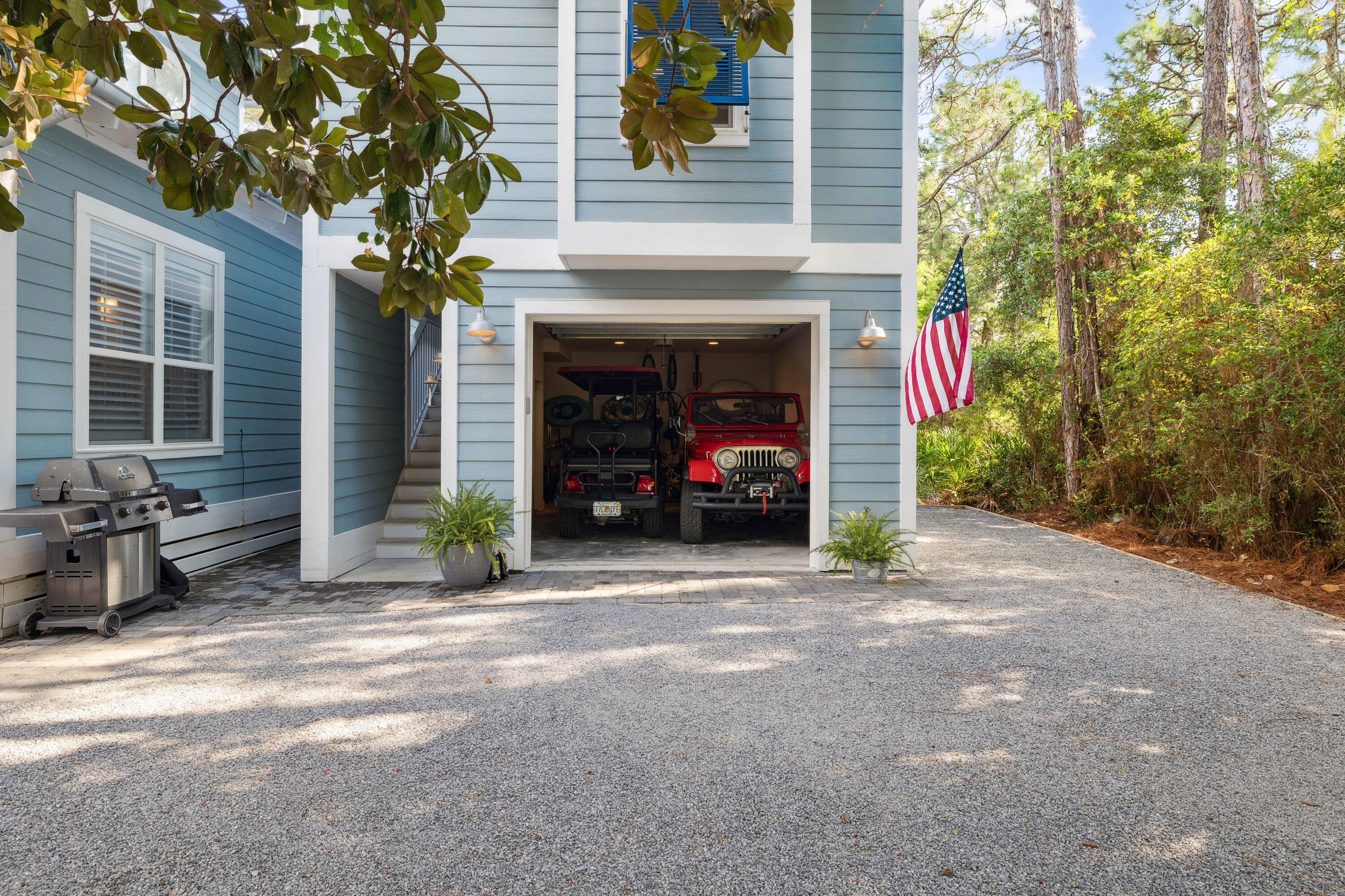 GROVE BY THE SEA - Residential