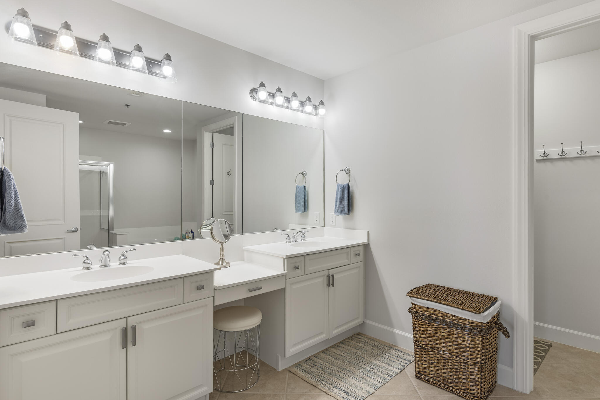 HARBOR LANDING - Residential