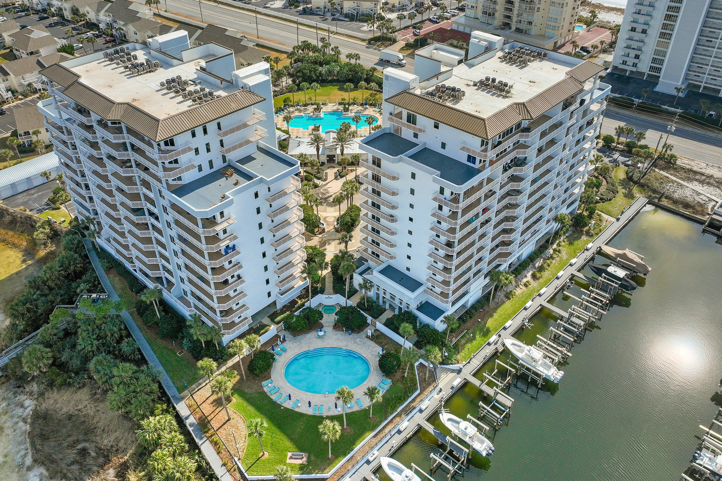 HARBOR LANDING - Residential