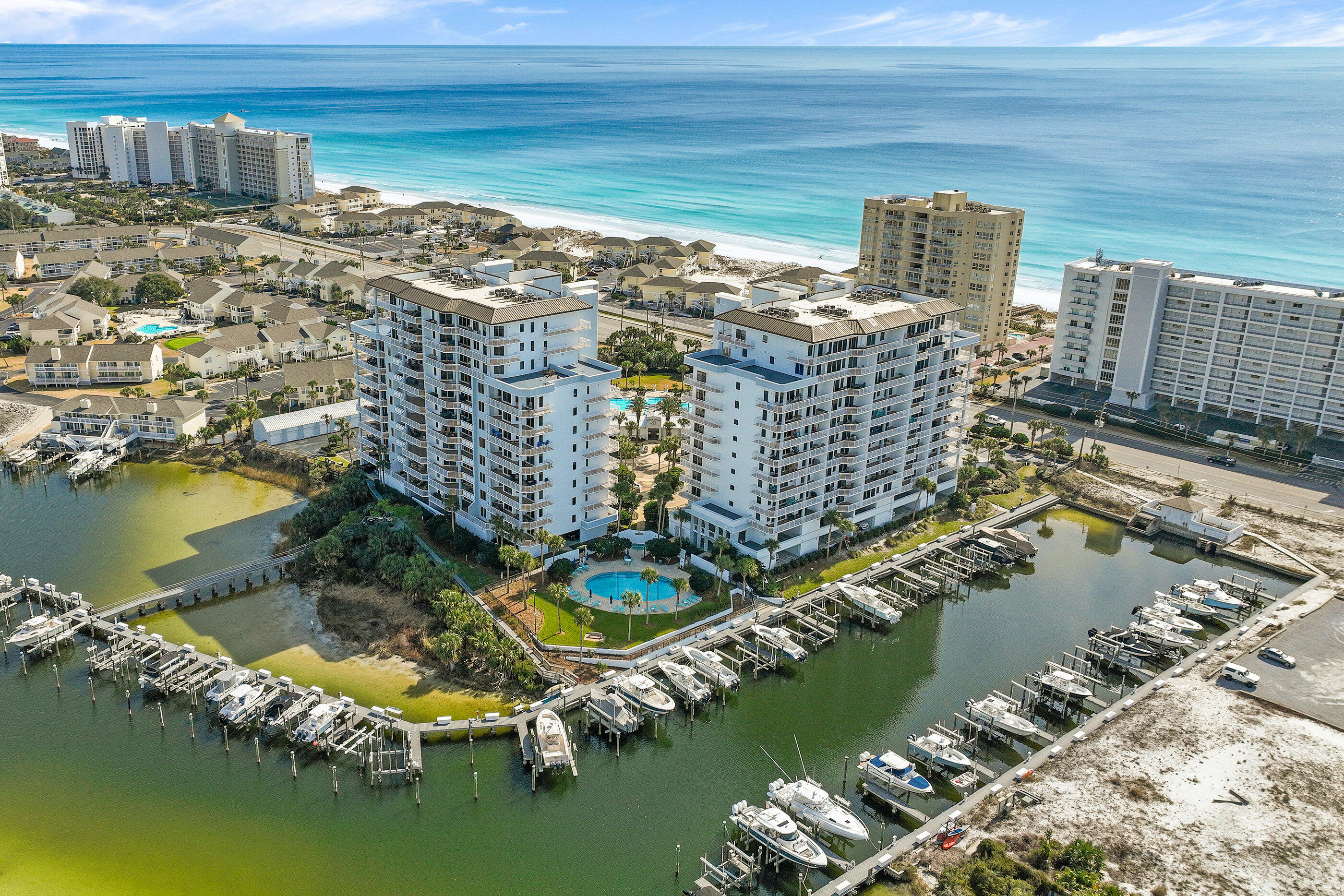 HARBOR LANDING - Residential