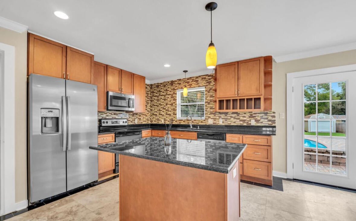 CAHLOUN S/D TO DESTIN - Residential