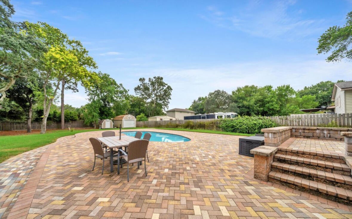 CAHLOUN S/D TO DESTIN - Residential