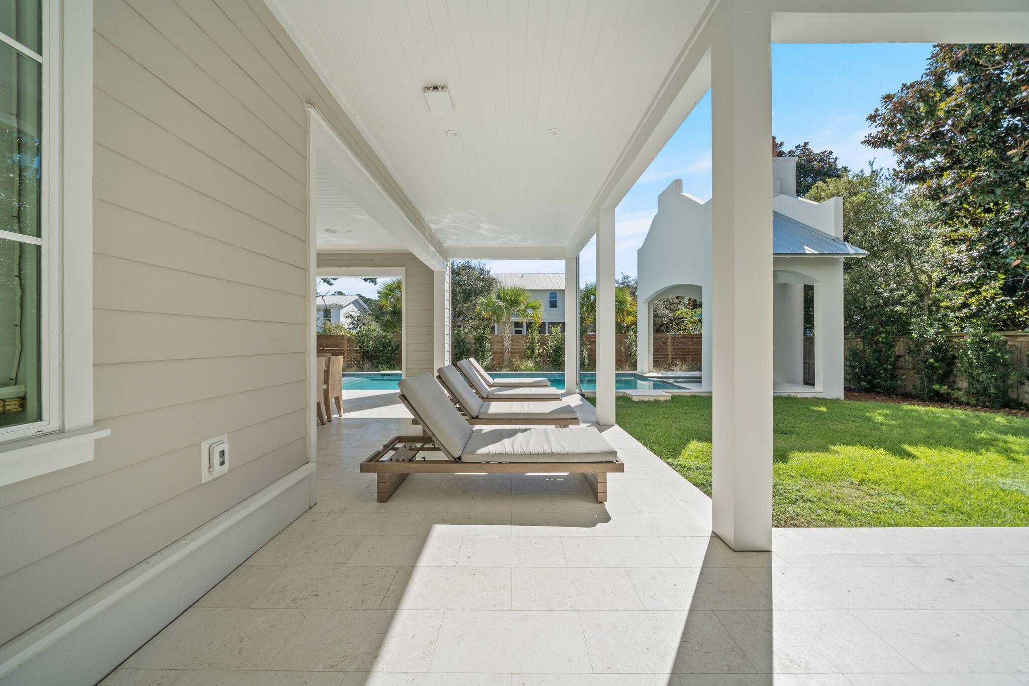 BLUE MOUNTAIN BEACH - Residential