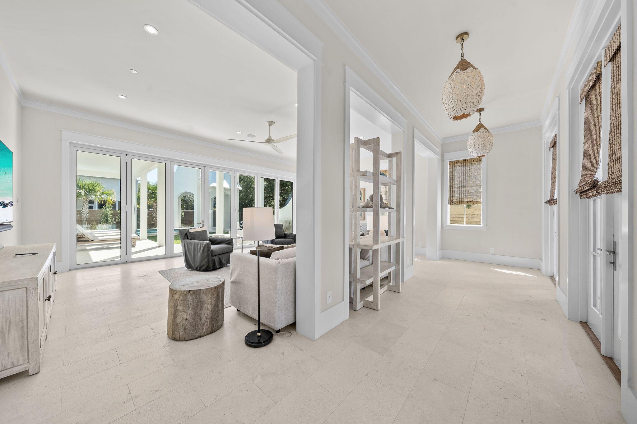 BLUE MOUNTAIN BEACH - Residential