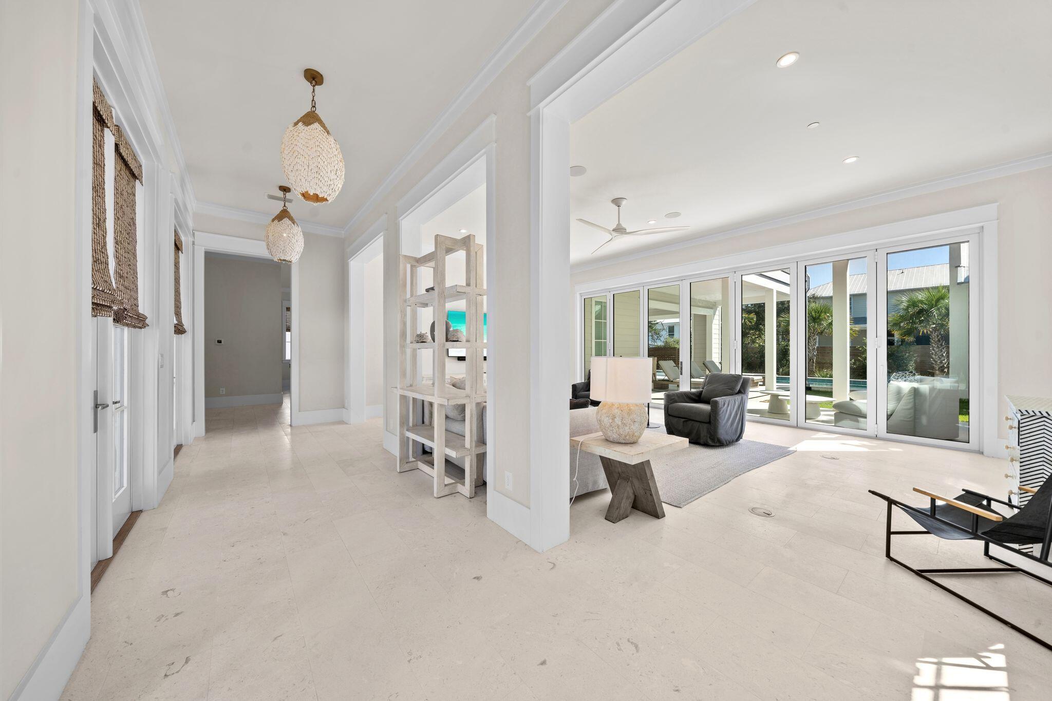 BLUE MOUNTAIN BEACH - Residential