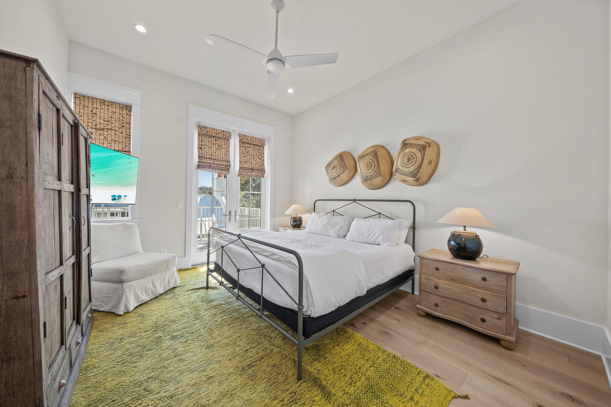 BLUE MOUNTAIN BEACH - Residential