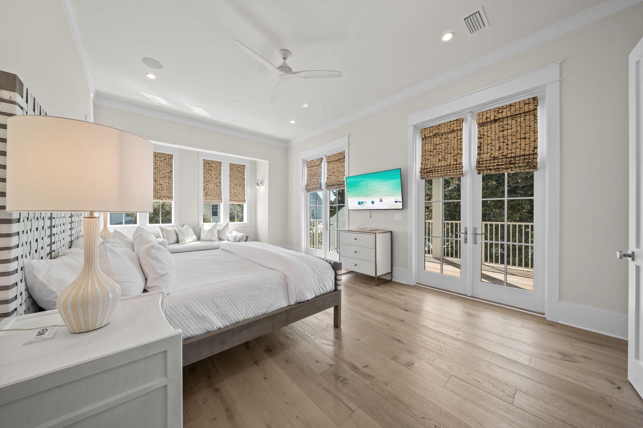 BLUE MOUNTAIN BEACH - Residential