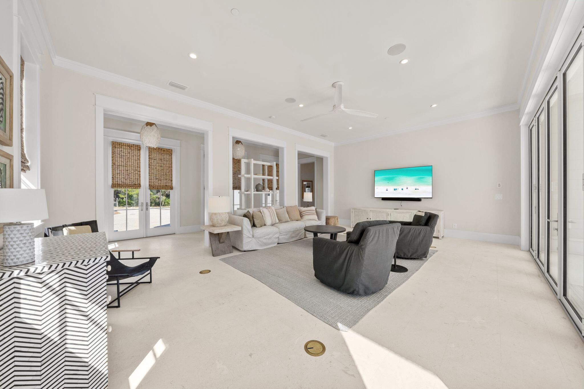 BLUE MOUNTAIN BEACH - Residential
