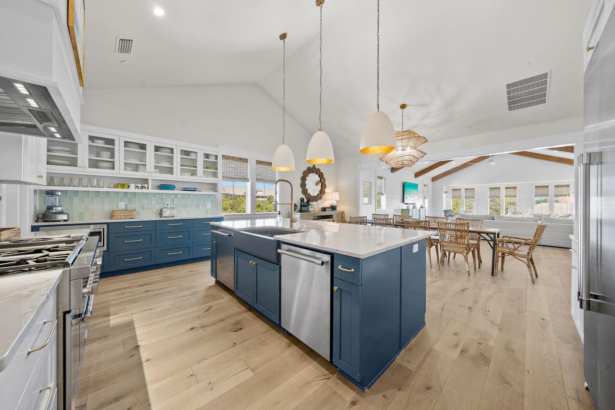 BLUE MOUNTAIN BEACH - Residential