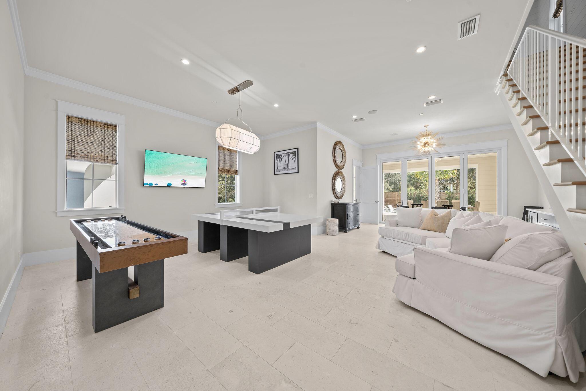 BLUE MOUNTAIN BEACH - Residential