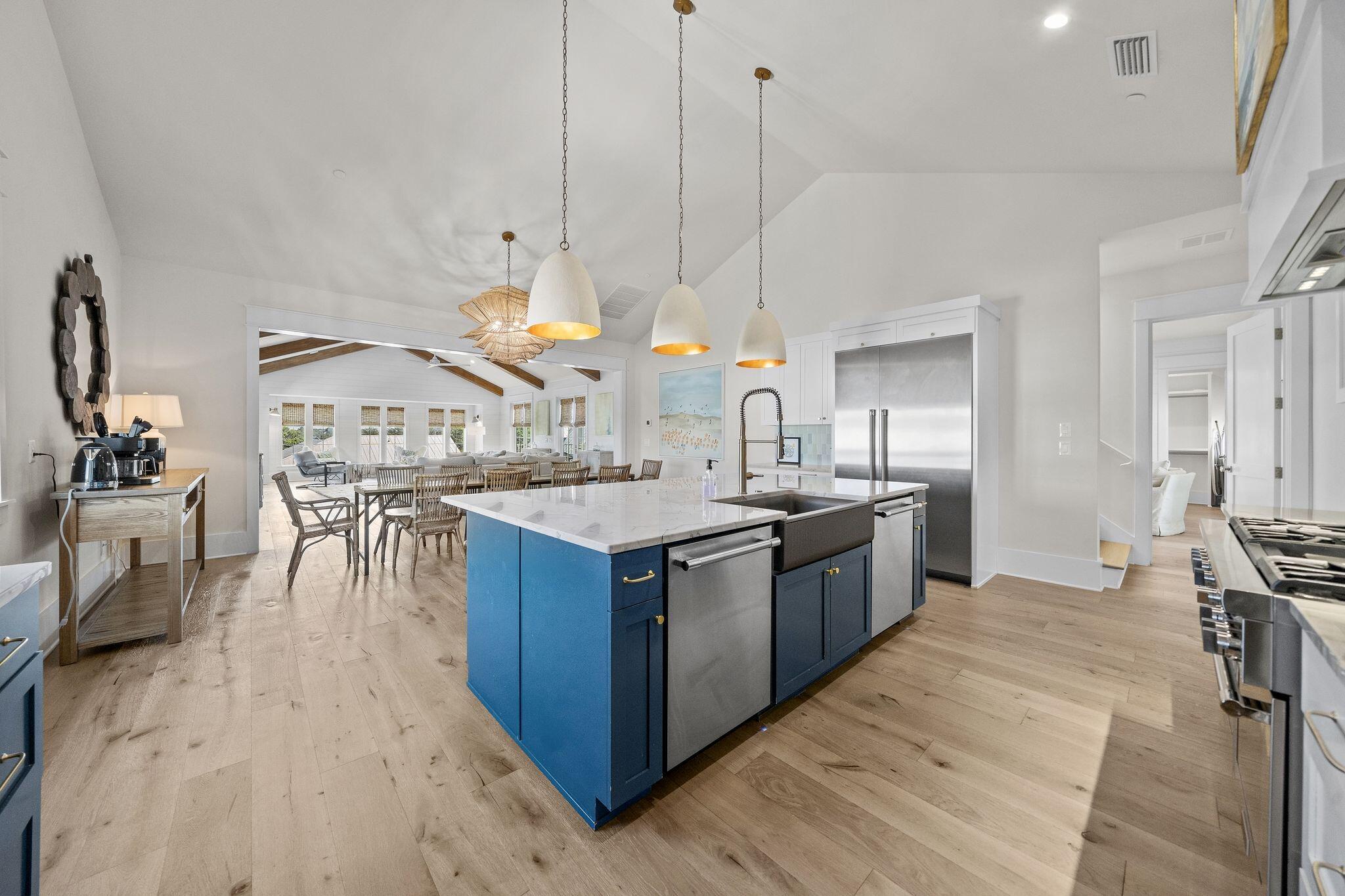 BLUE MOUNTAIN BEACH - Residential