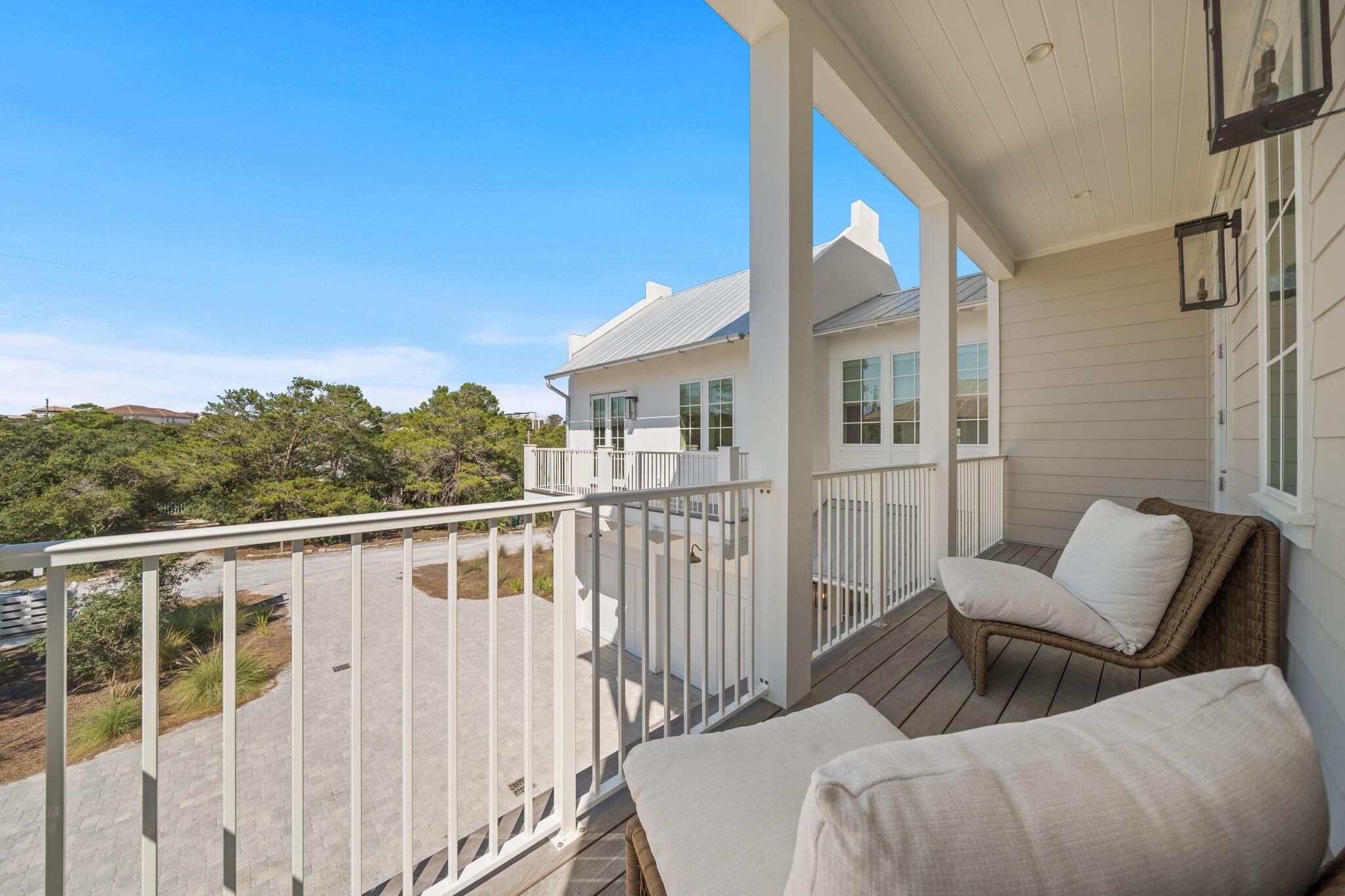 BLUE MOUNTAIN BEACH - Residential