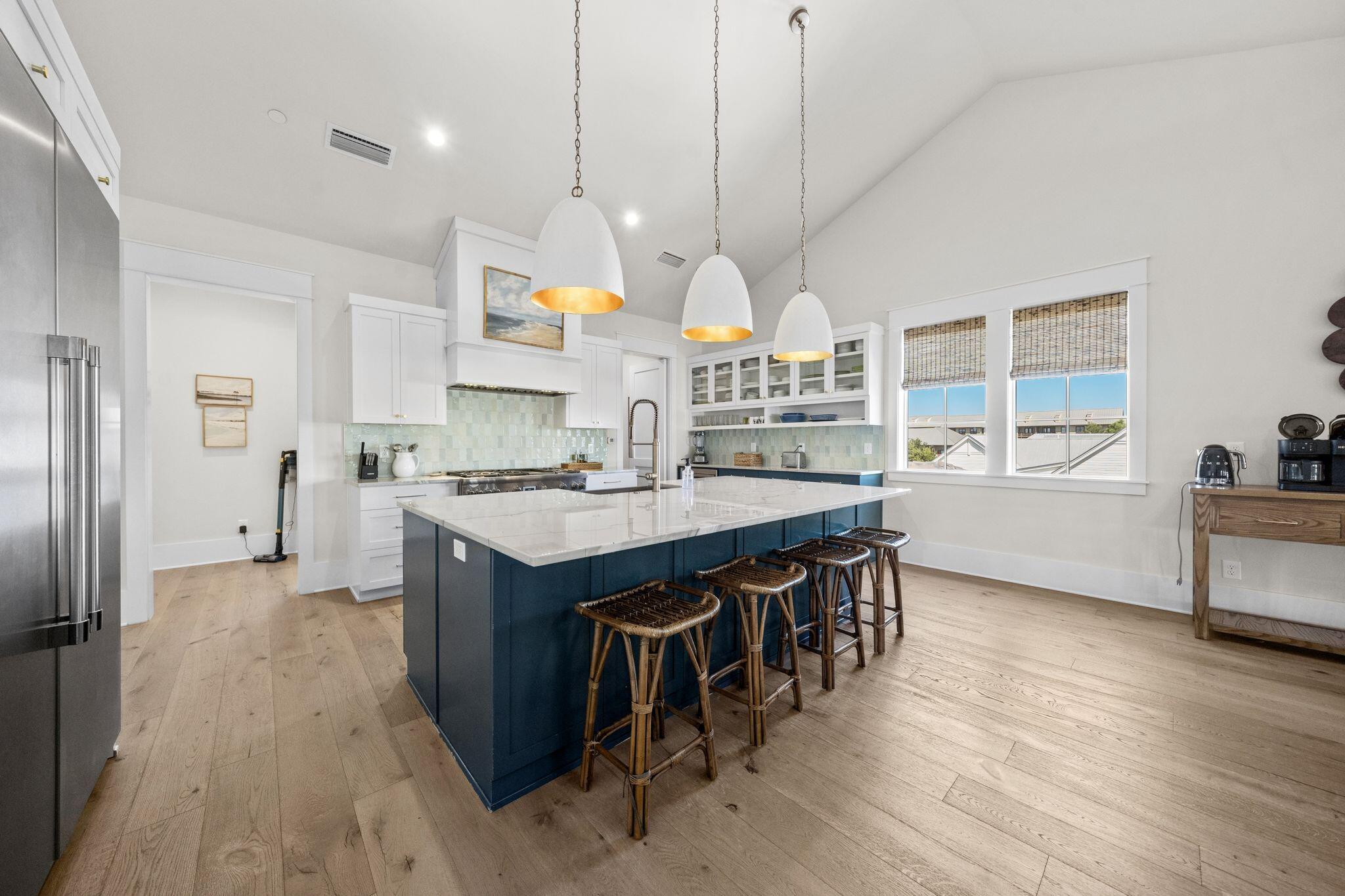 BLUE MOUNTAIN BEACH - Residential