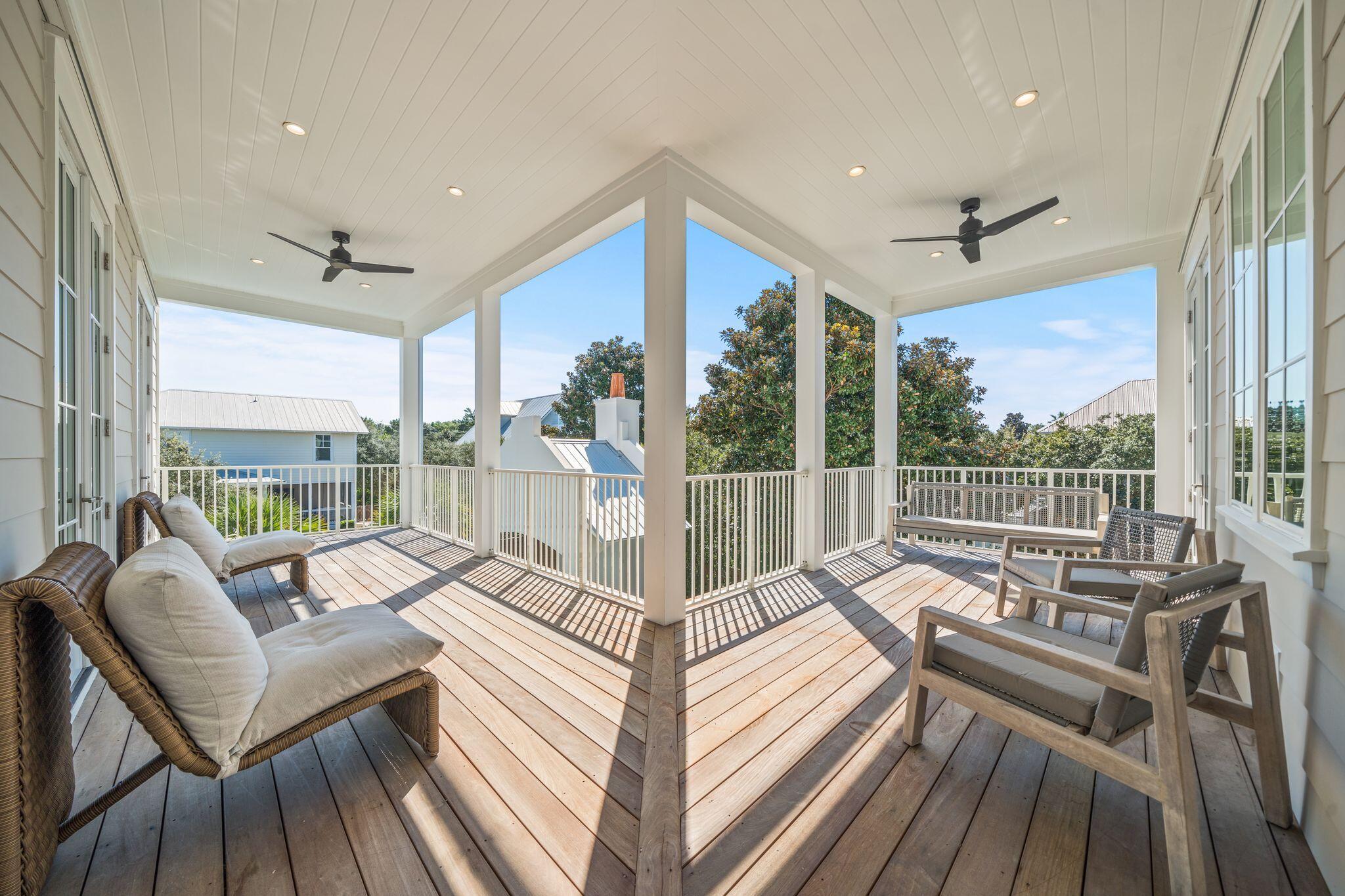 BLUE MOUNTAIN BEACH - Residential