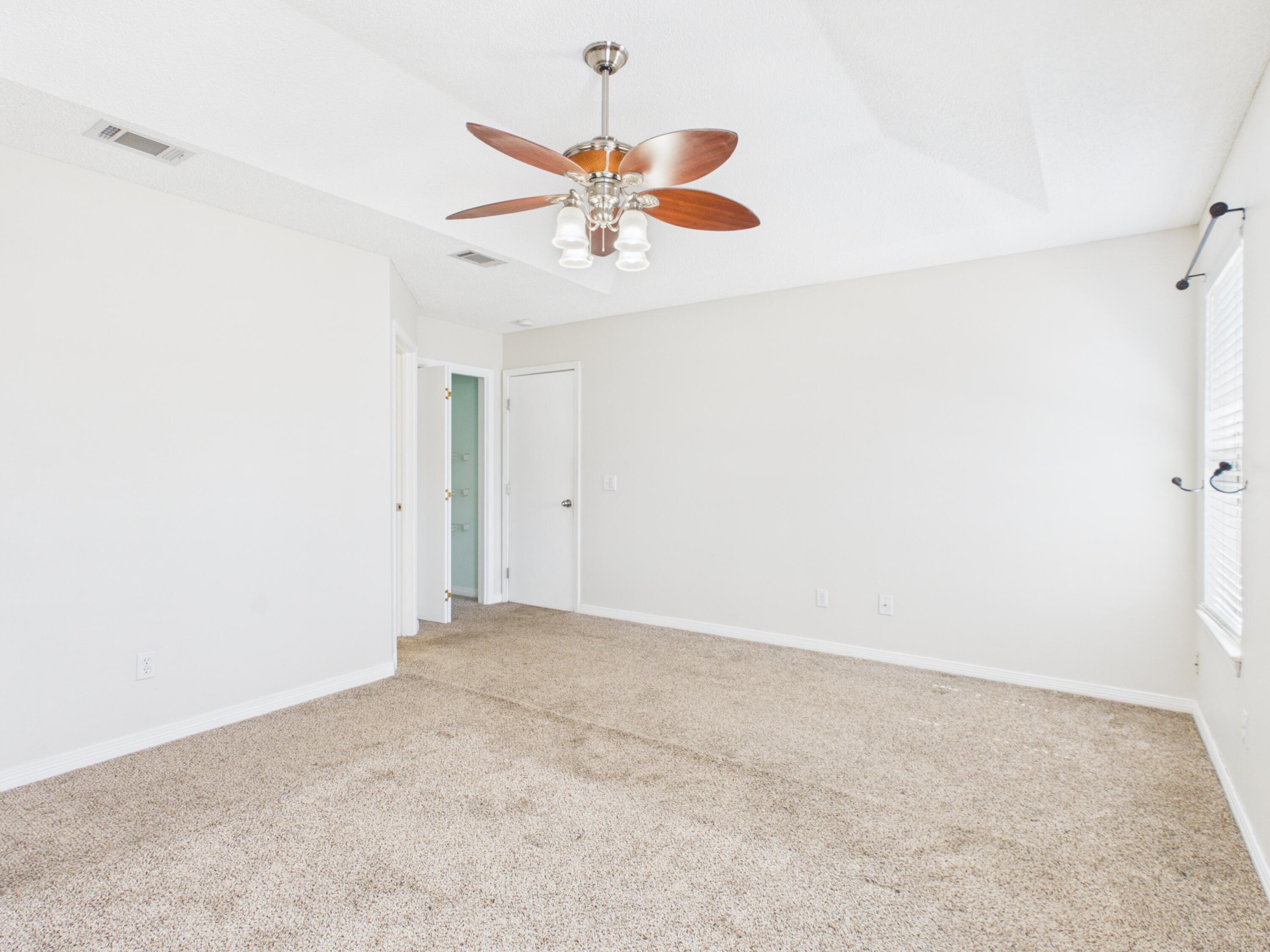 TWIN OAKS - Residential
