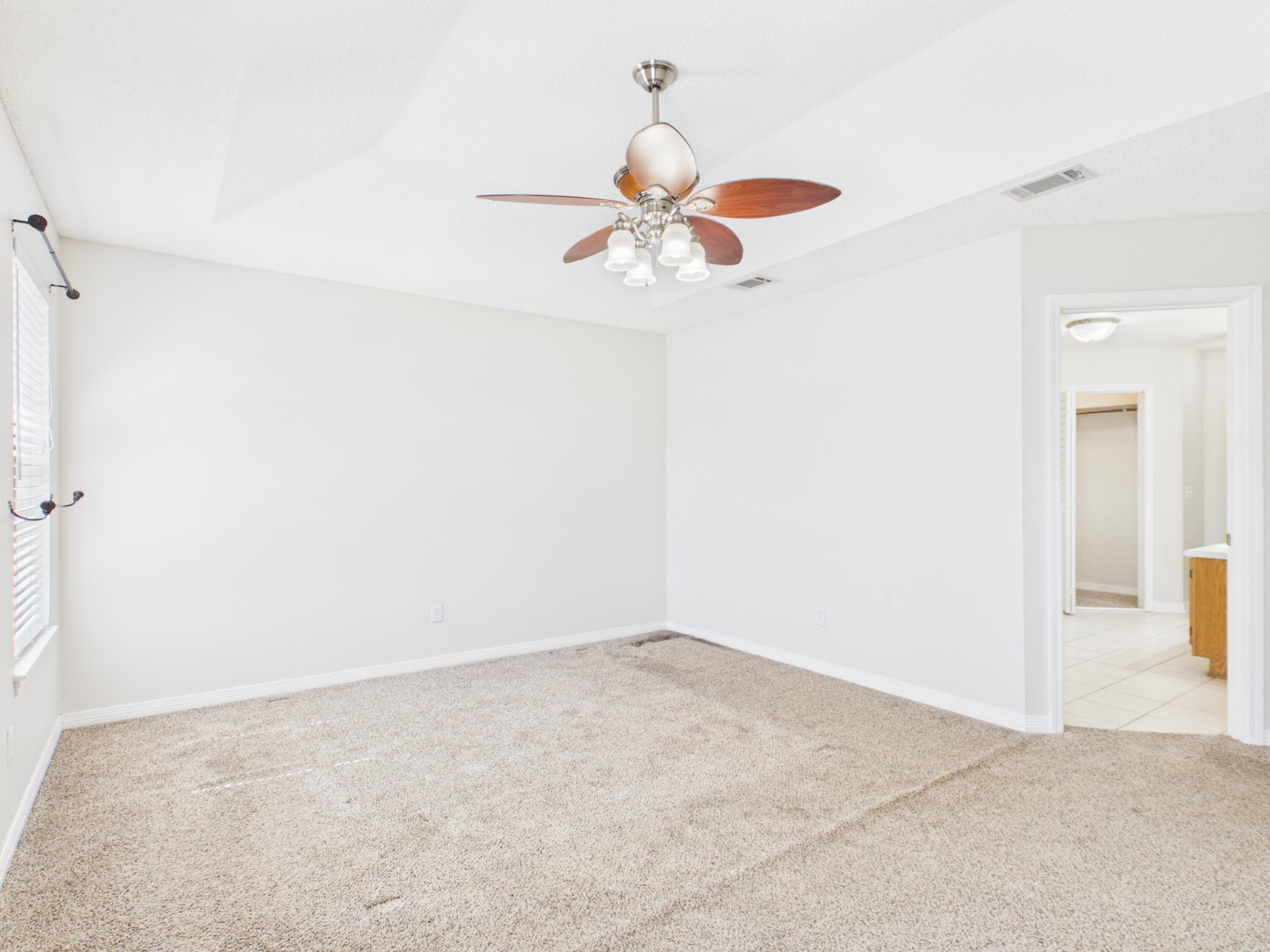 TWIN OAKS - Residential