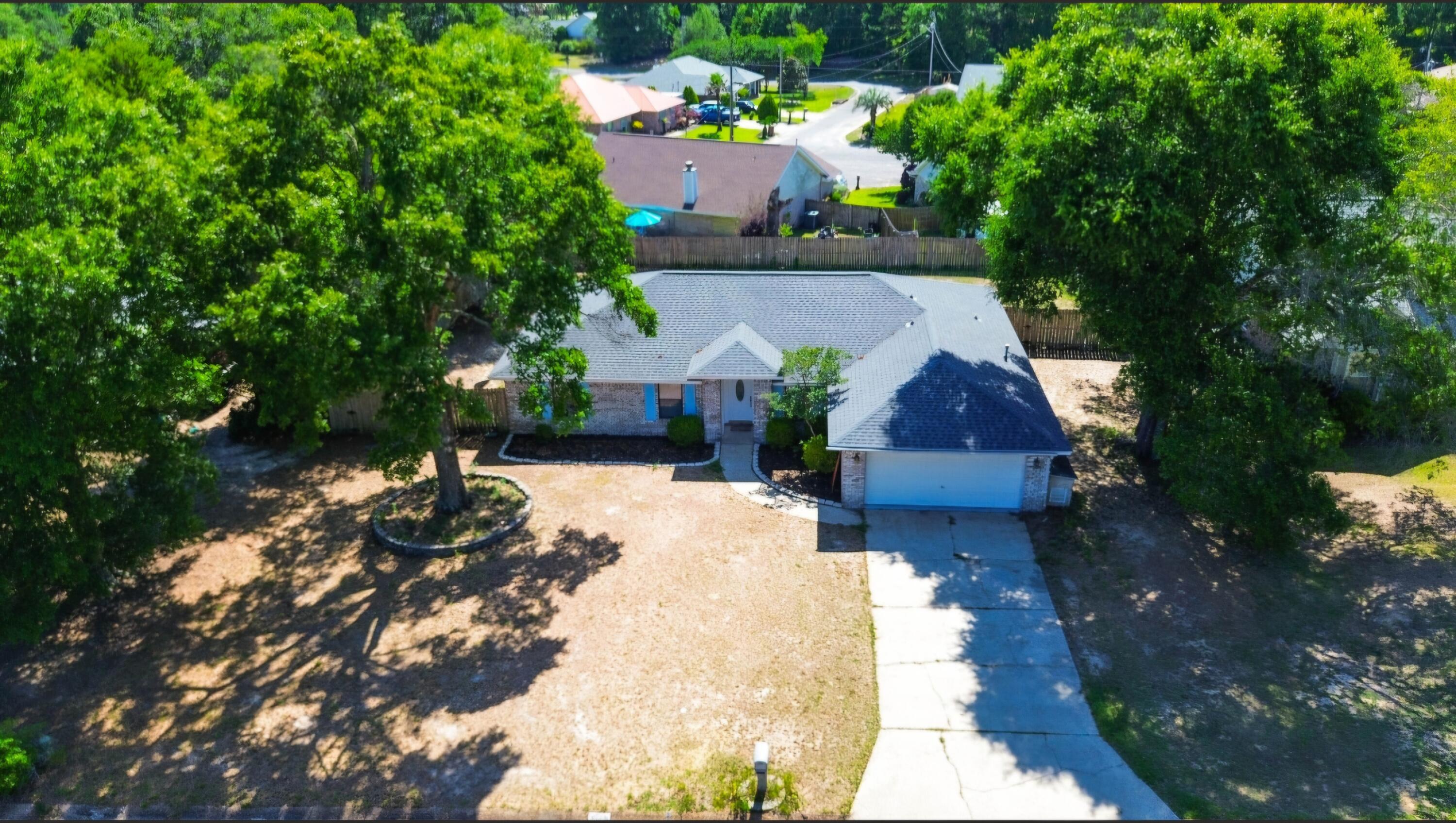 TWIN OAKS - Residential