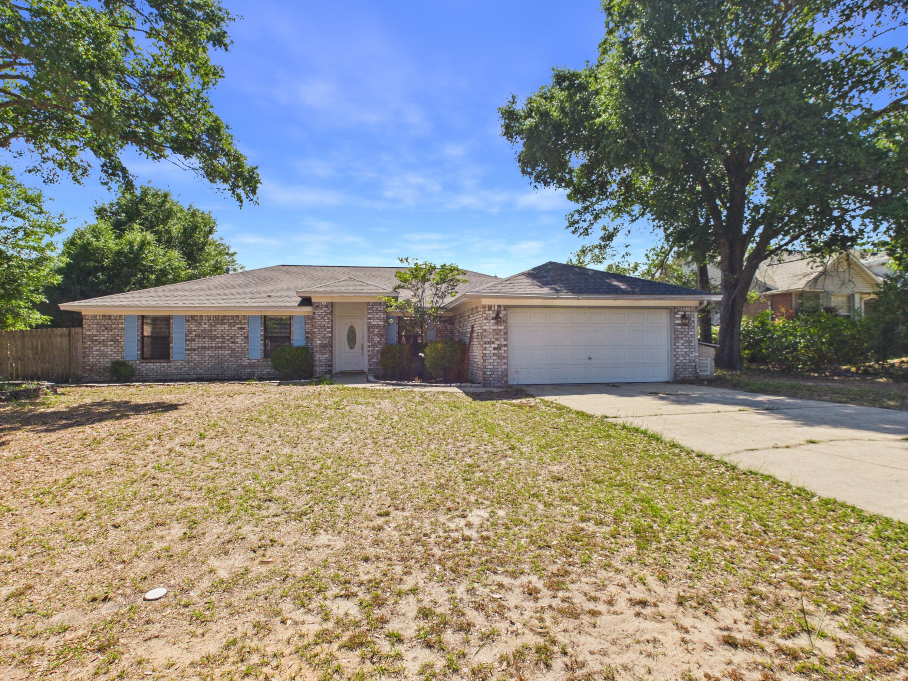 TWIN OAKS - Residential