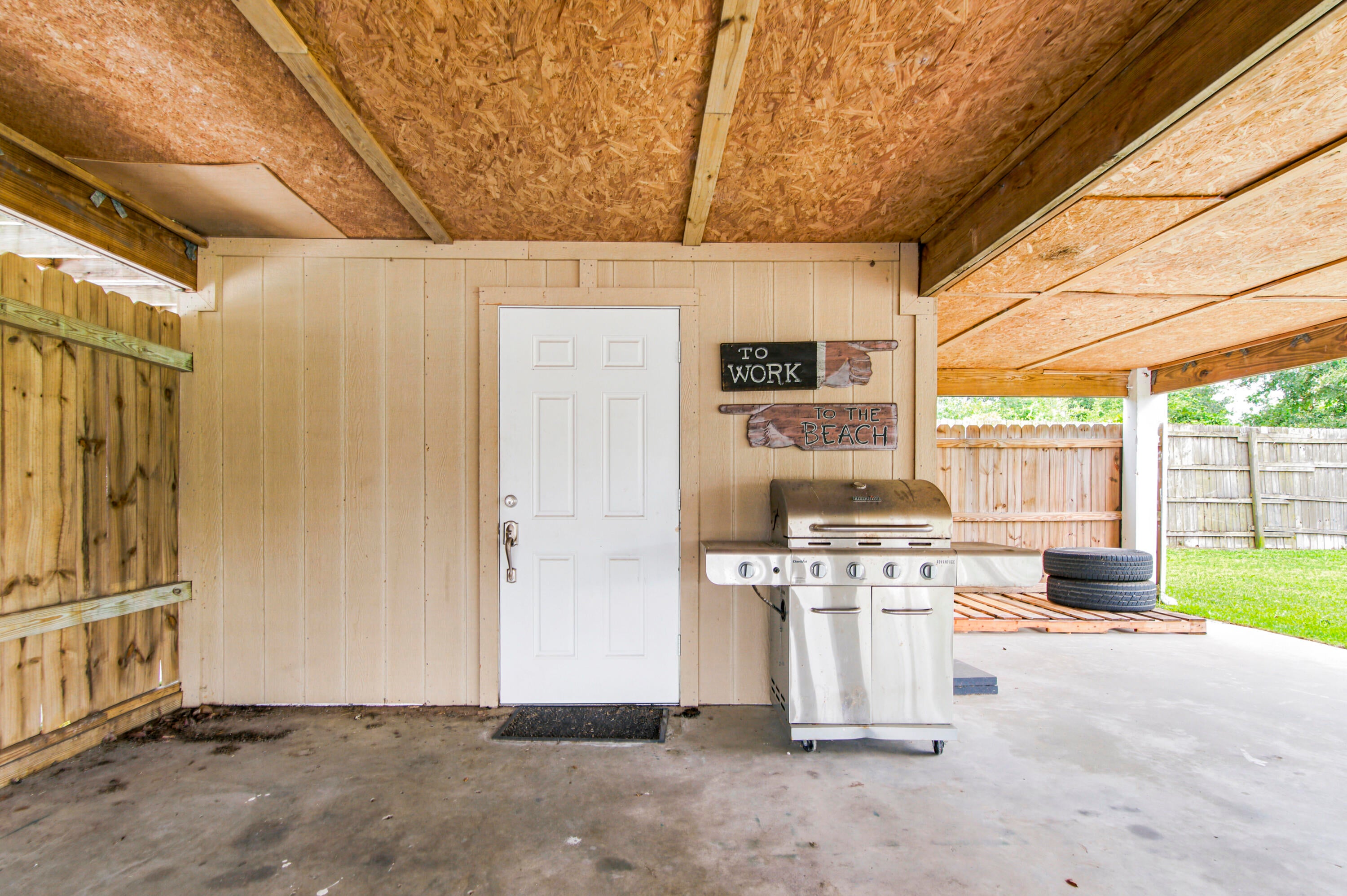 NO RECORDED SUBDIVISION - Residential
