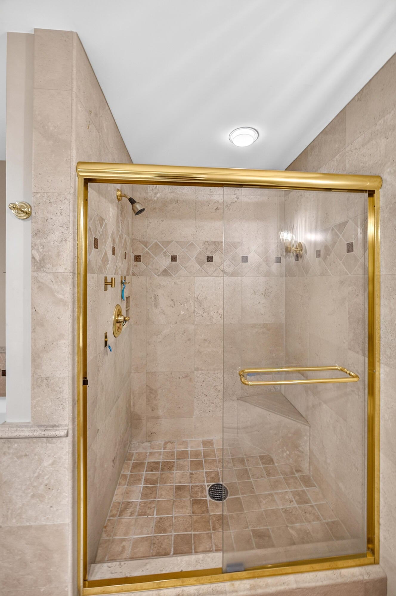 SOUTHWINDS I - Residential