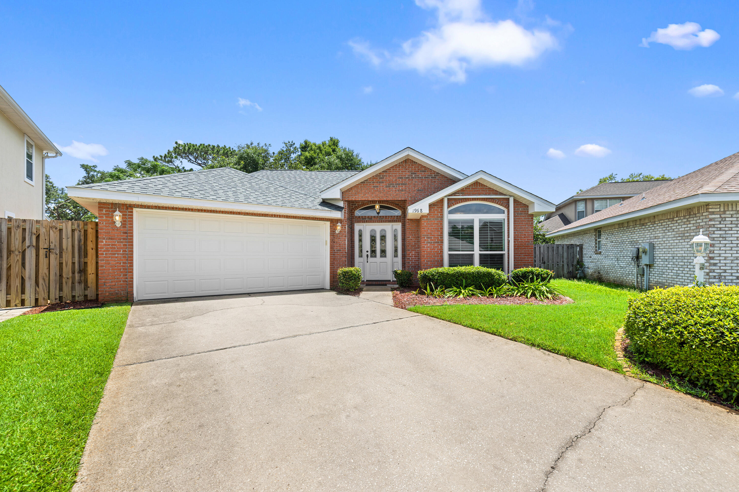 NORTH RIDGE CREEK S/D 1ST ADDN - Residential