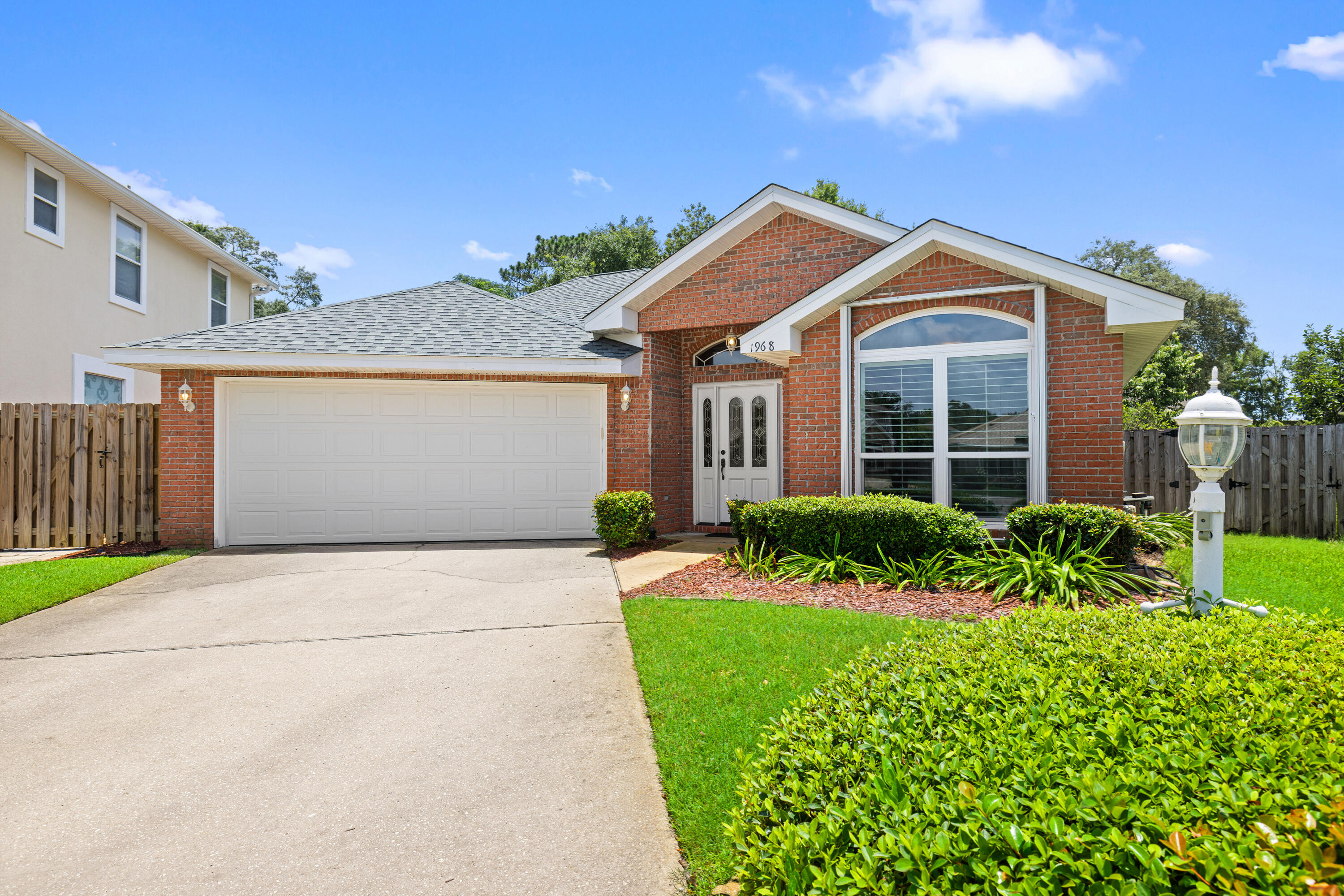 NORTH RIDGE CREEK S/D 1ST ADDN - Residential