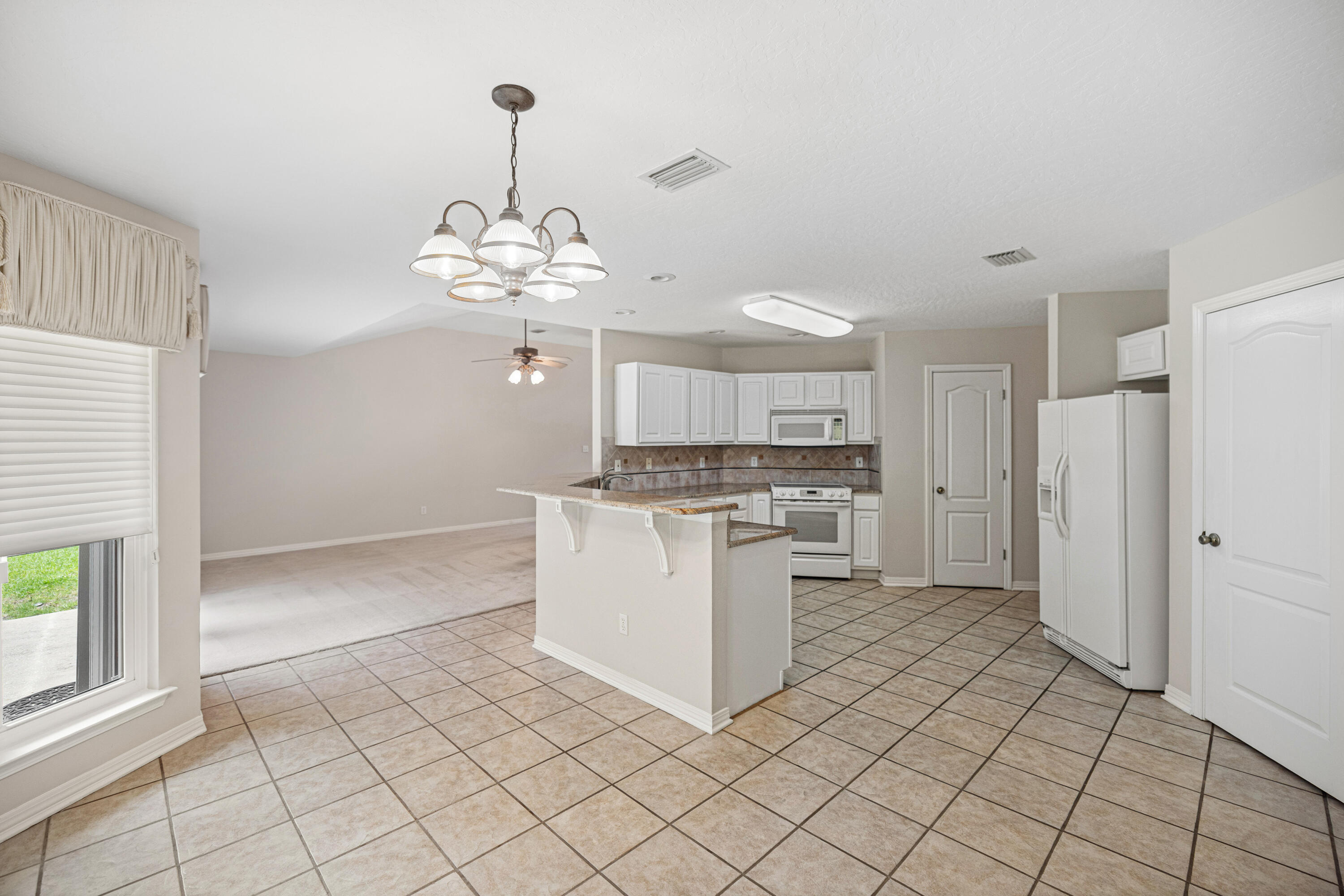 NORTH RIDGE CREEK S/D 1ST ADDN - Residential