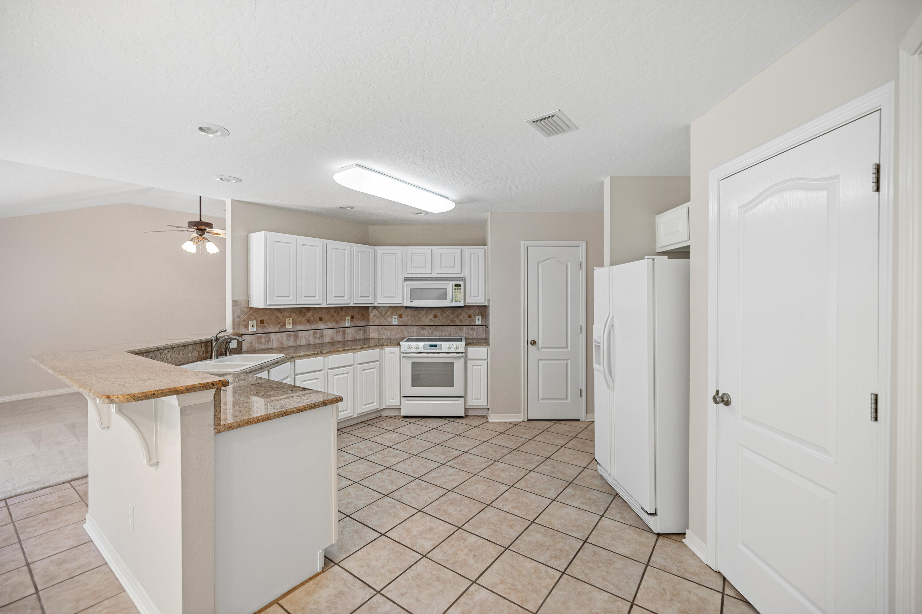NORTH RIDGE CREEK S/D 1ST ADDN - Residential