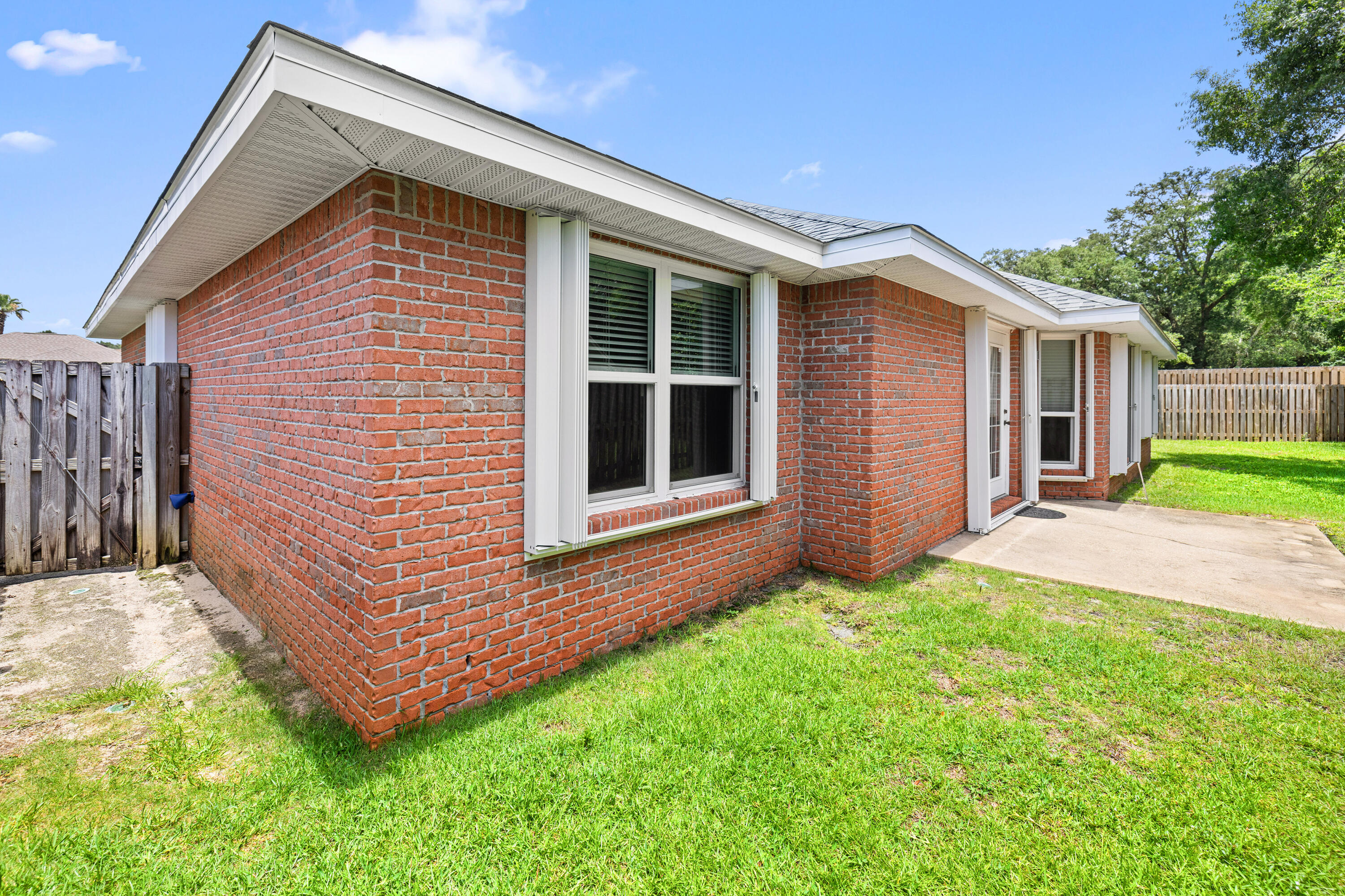 NORTH RIDGE CREEK S/D 1ST ADDN - Residential