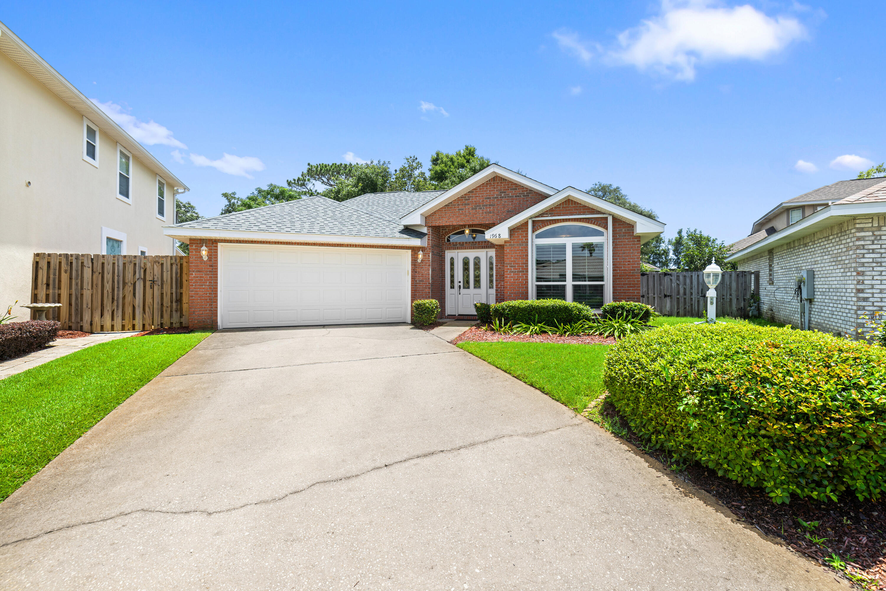 NORTH RIDGE CREEK S/D 1ST ADDN - Residential
