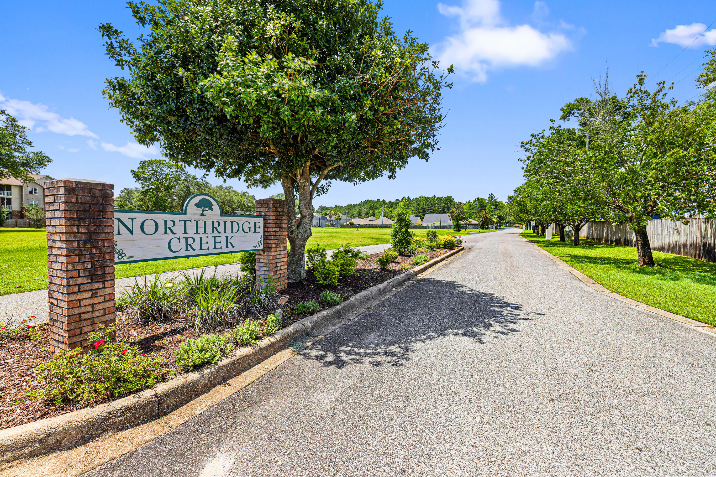 NORTH RIDGE CREEK S/D 1ST ADDN - Residential