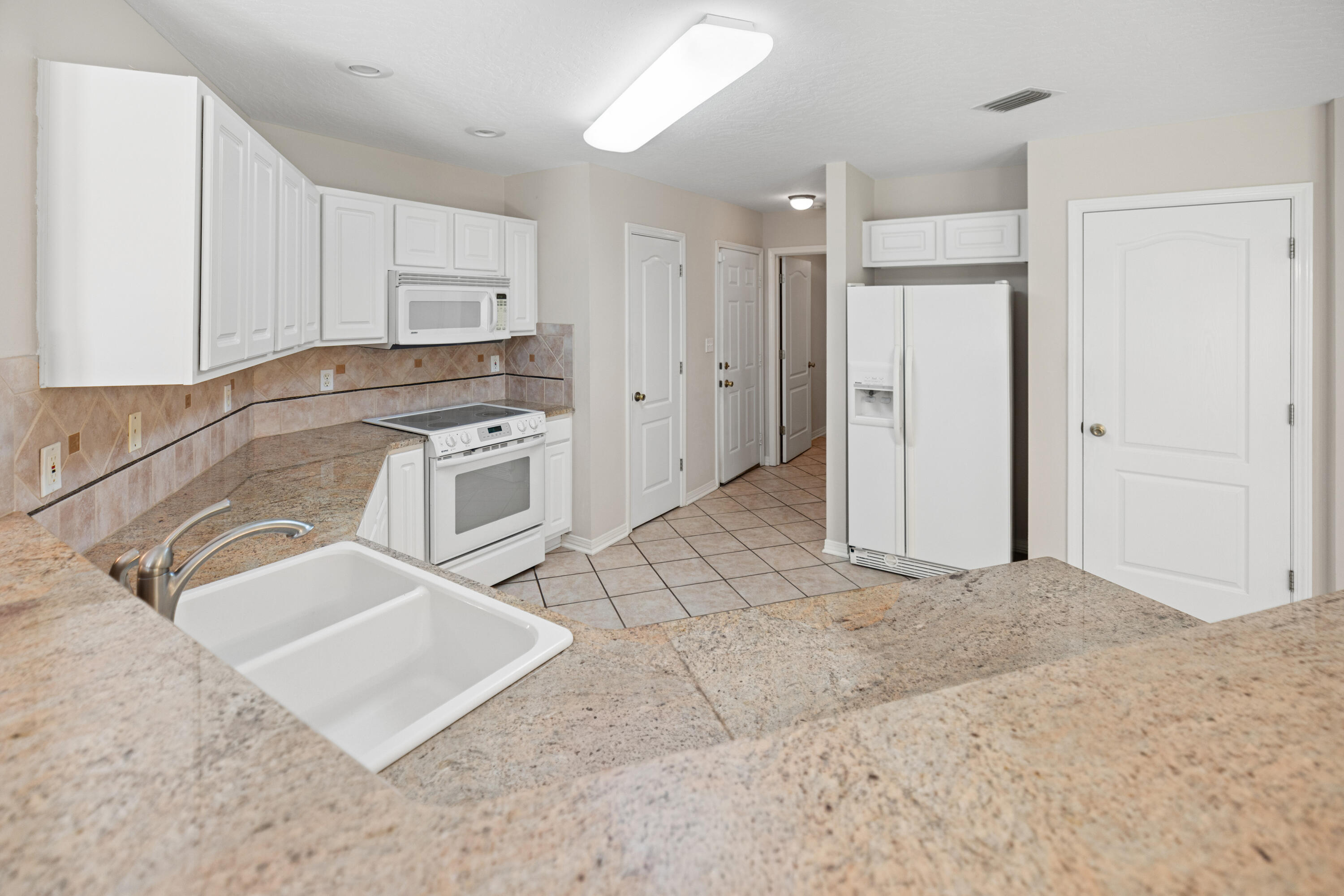 NORTH RIDGE CREEK S/D 1ST ADDN - Residential