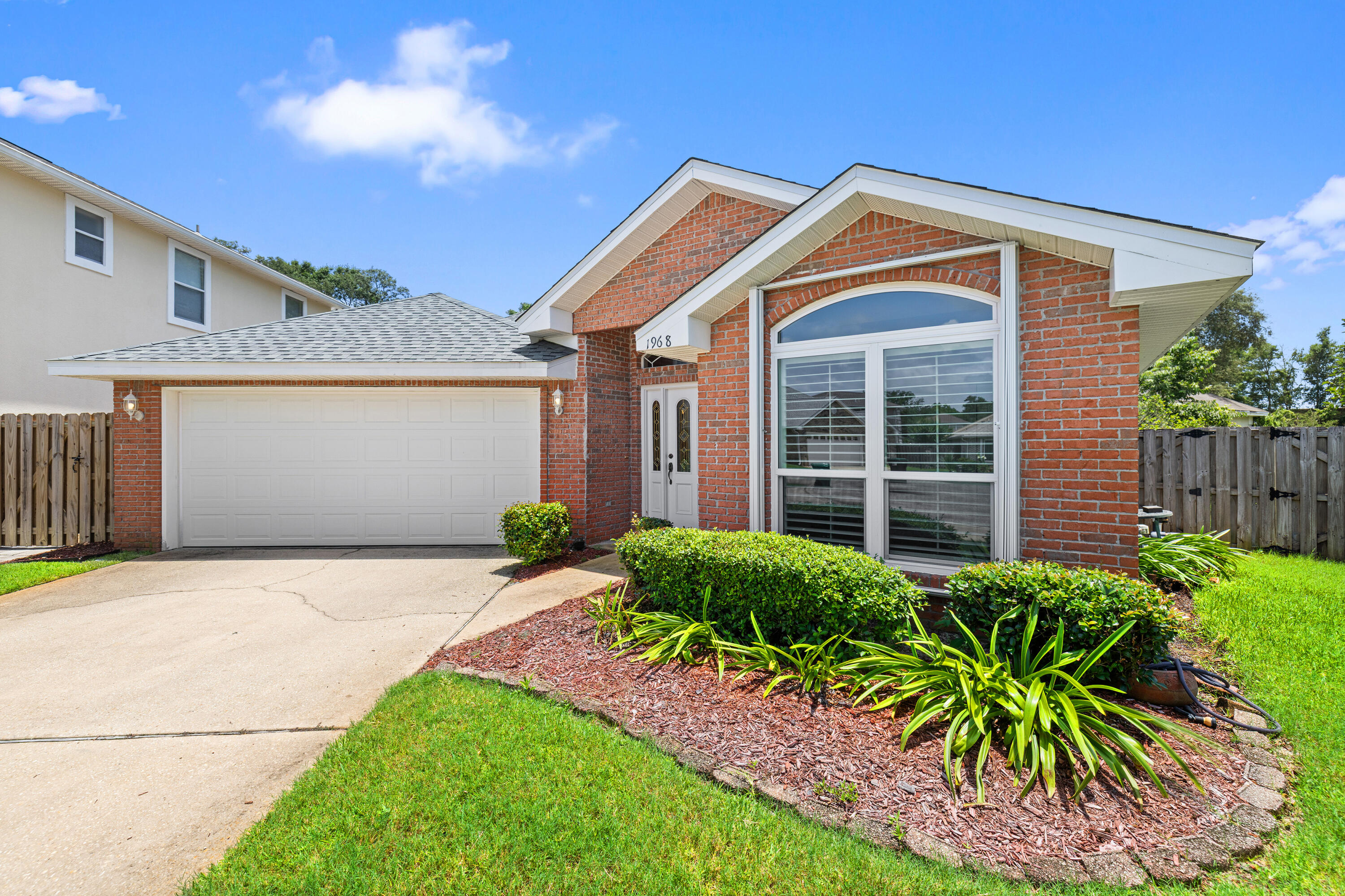 NORTH RIDGE CREEK S/D 1ST ADDN - Residential