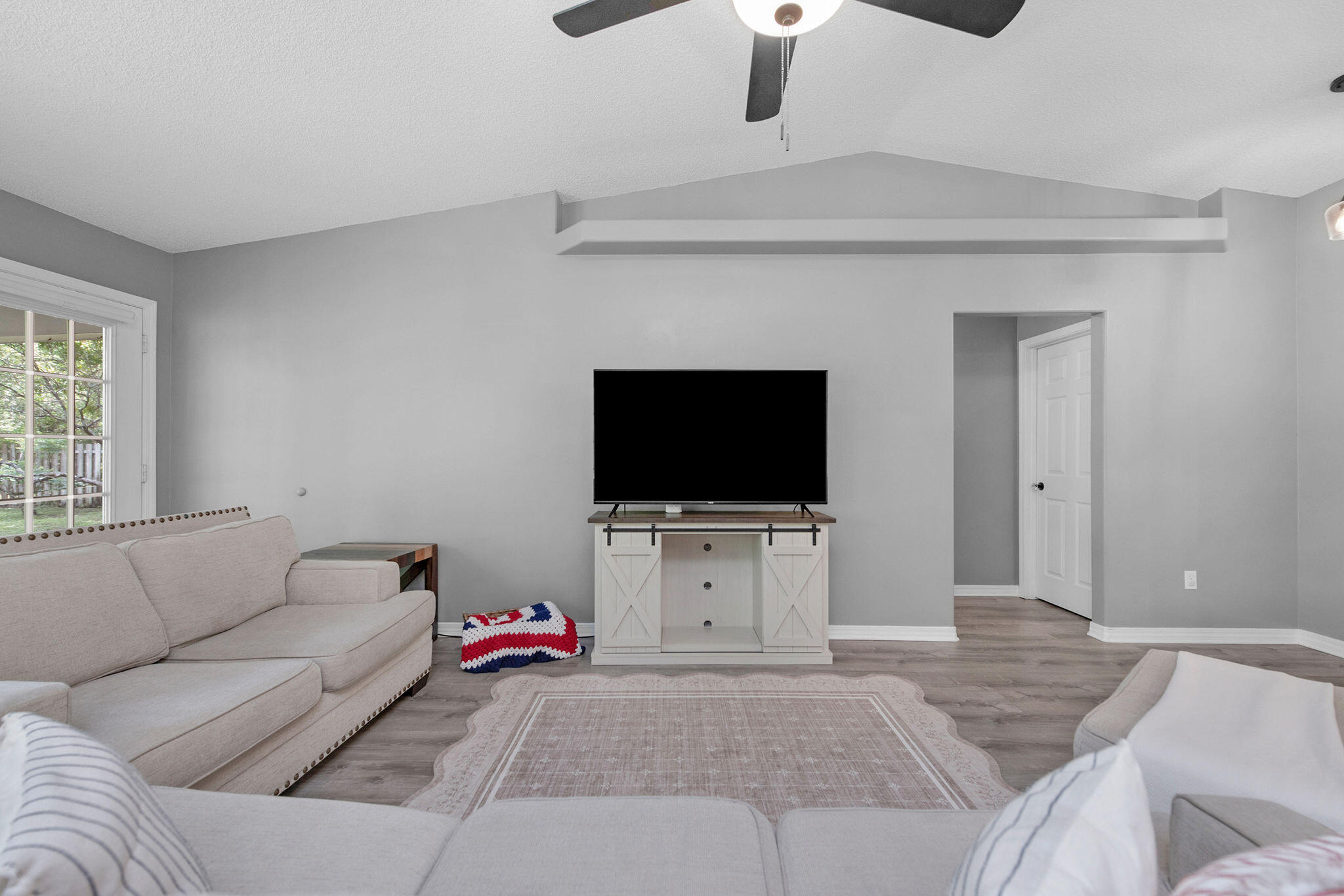 HOLLEY BY THE SEA - Residential