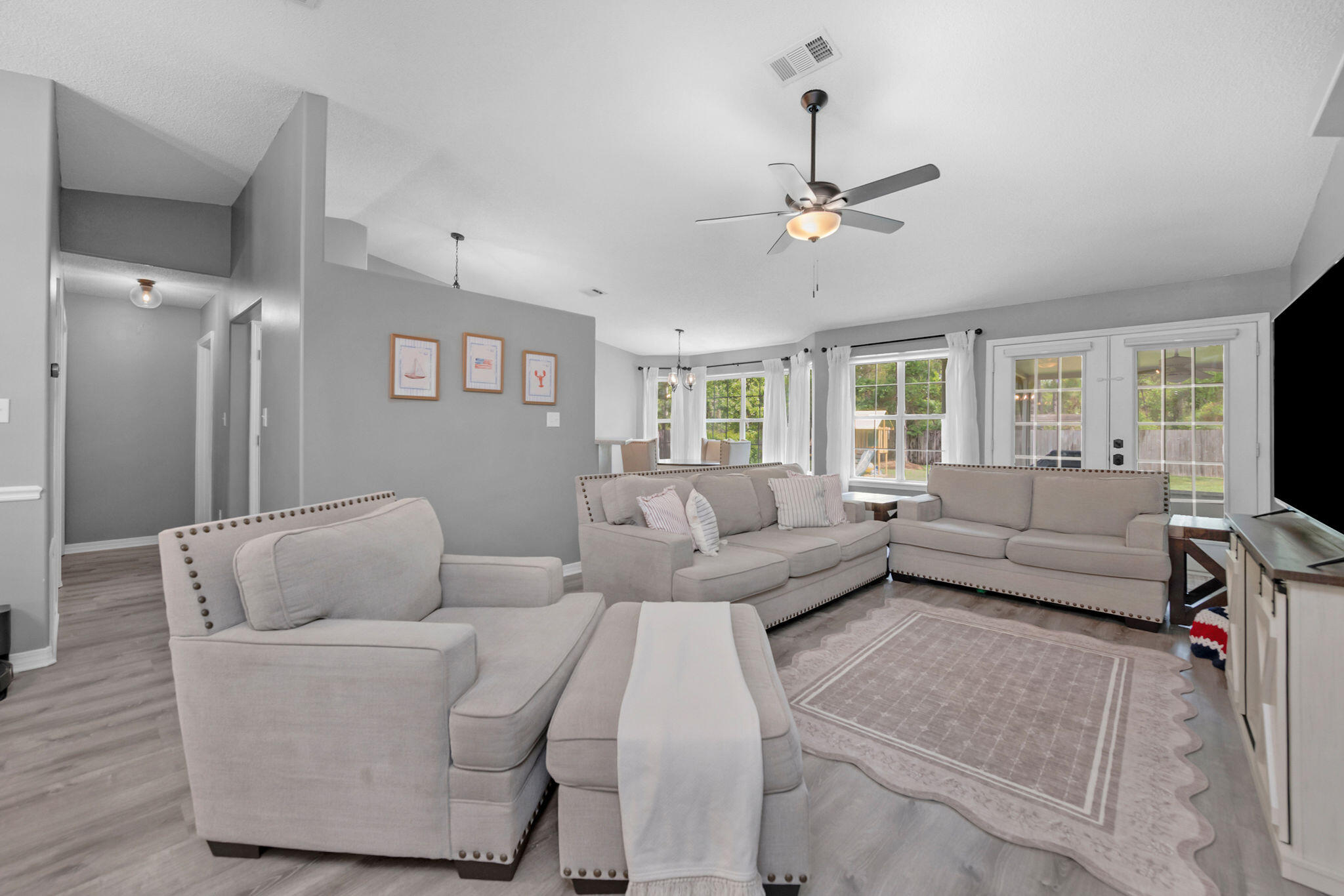 HOLLEY BY THE SEA - Residential