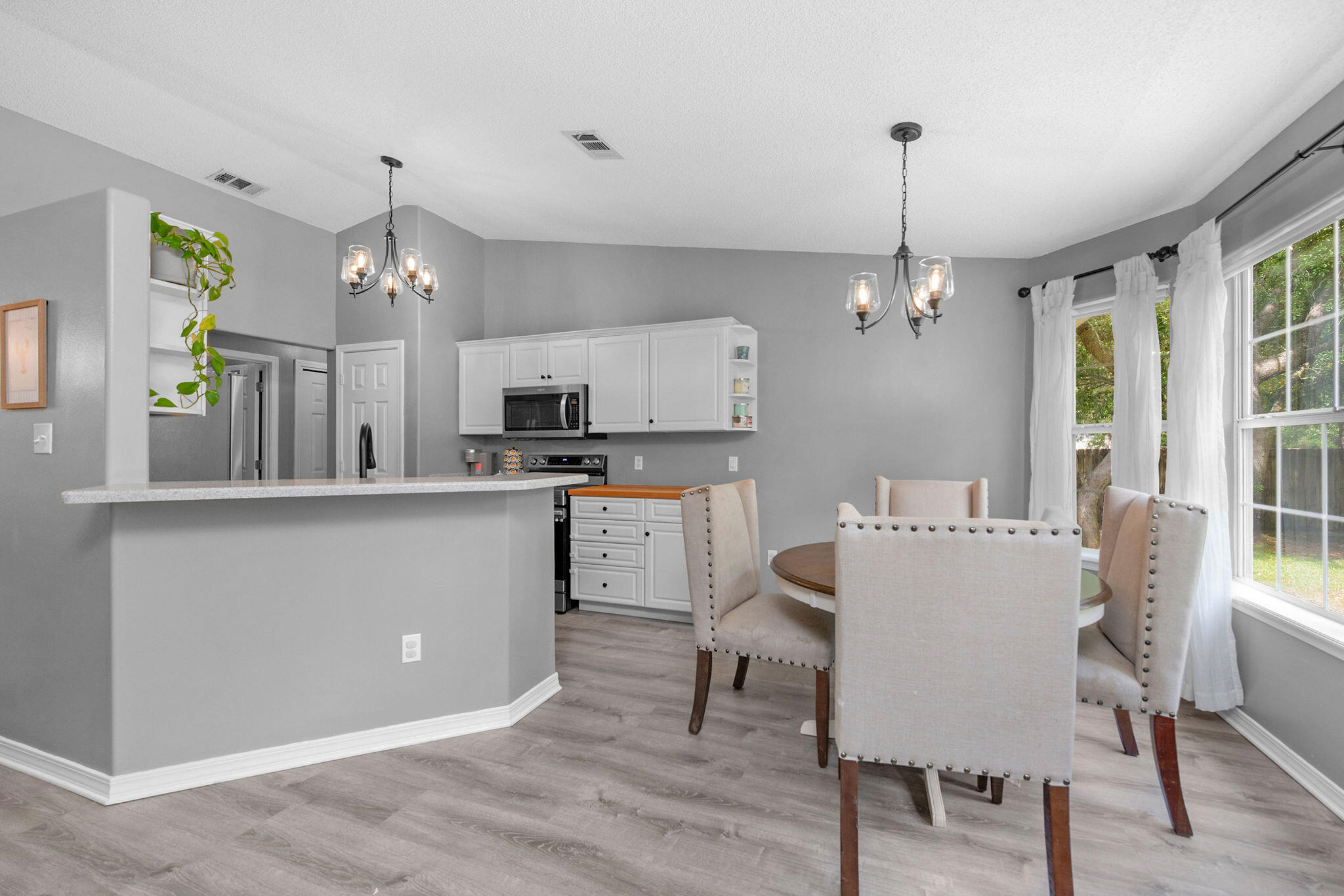 HOLLEY BY THE SEA - Residential