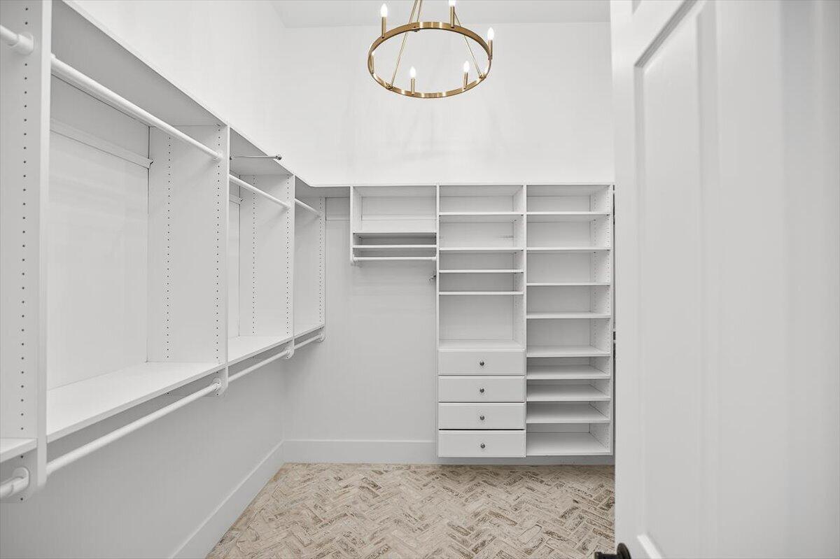 BURNT PINE - Residential Lease
