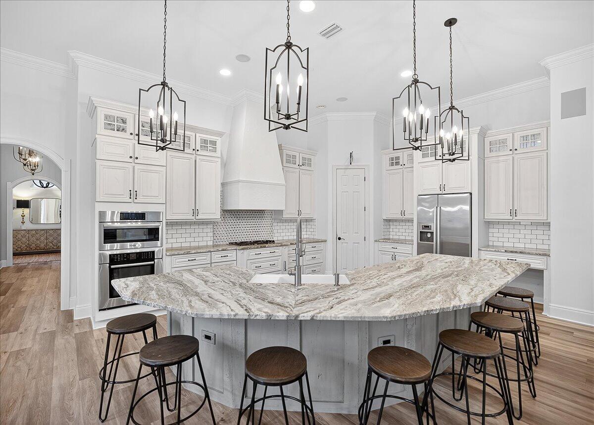 BURNT PINE - Residential Lease